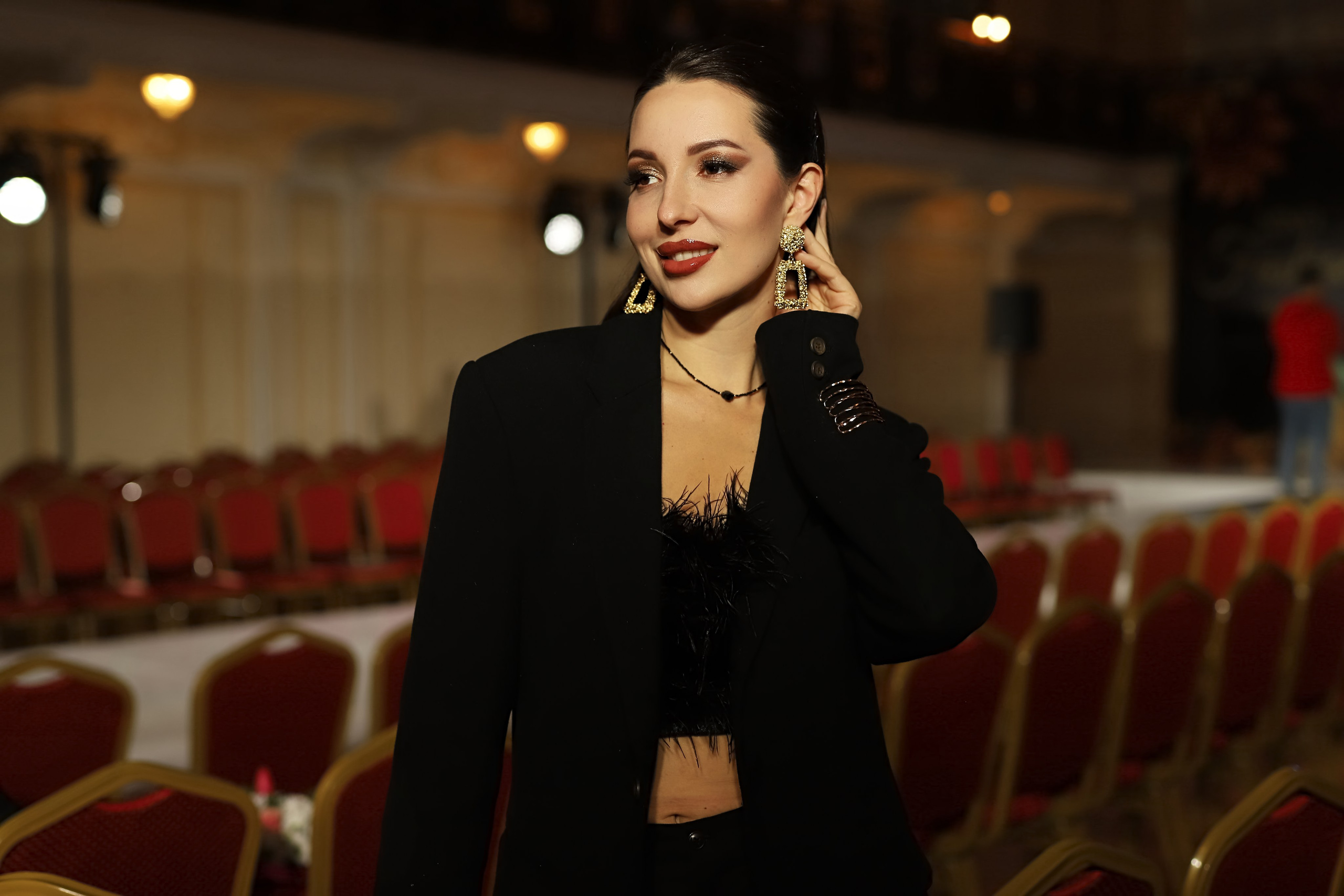 Модель для предметной съемки Юлия 9 Н.Новгород | Sale Easy