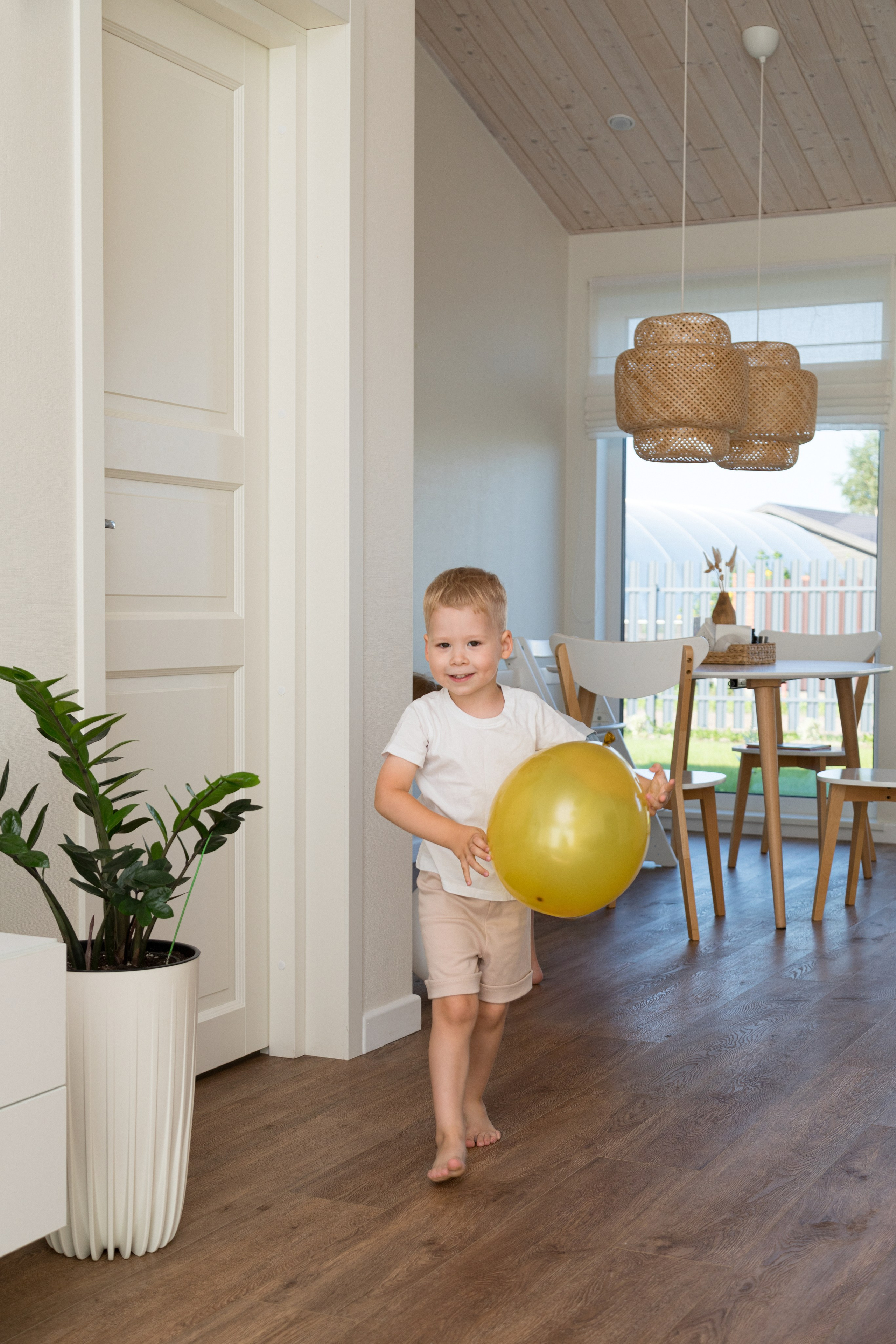 Семейная фотосессия дома. Детский и контент фотограф Надя Волкова Санкт-Петербург