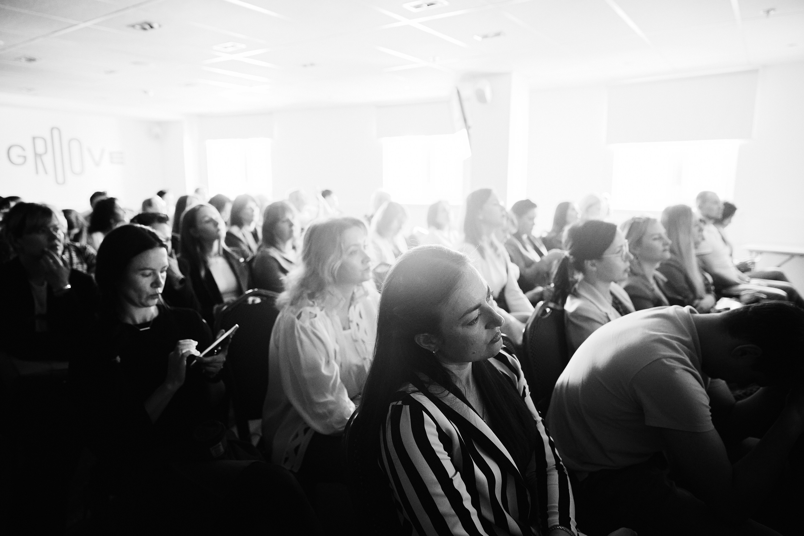 Презентация MR Group в ibis 23.04. Свадебный репортажный фотограф краснодар максим дремов дрёмов фотосессия студия цена