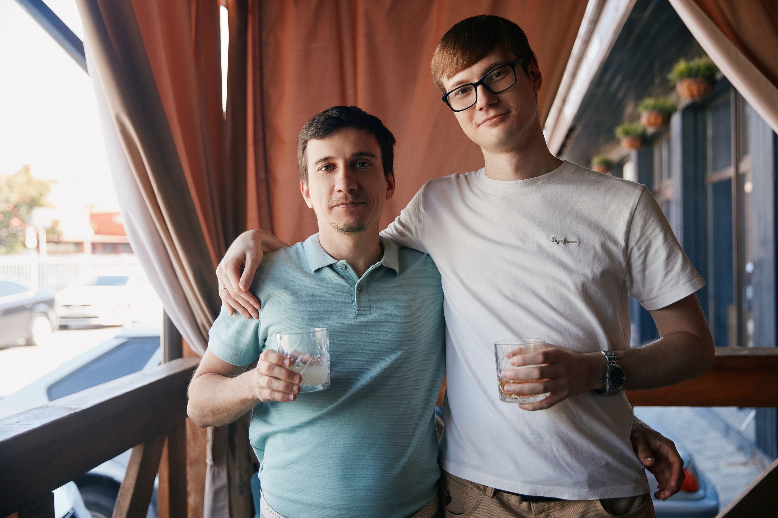 HOLIDAY IN AVRORA ROOM 10.08. Свадебный репортажный фотограф краснодар максим дремов дрёмов фотосессия студия цена