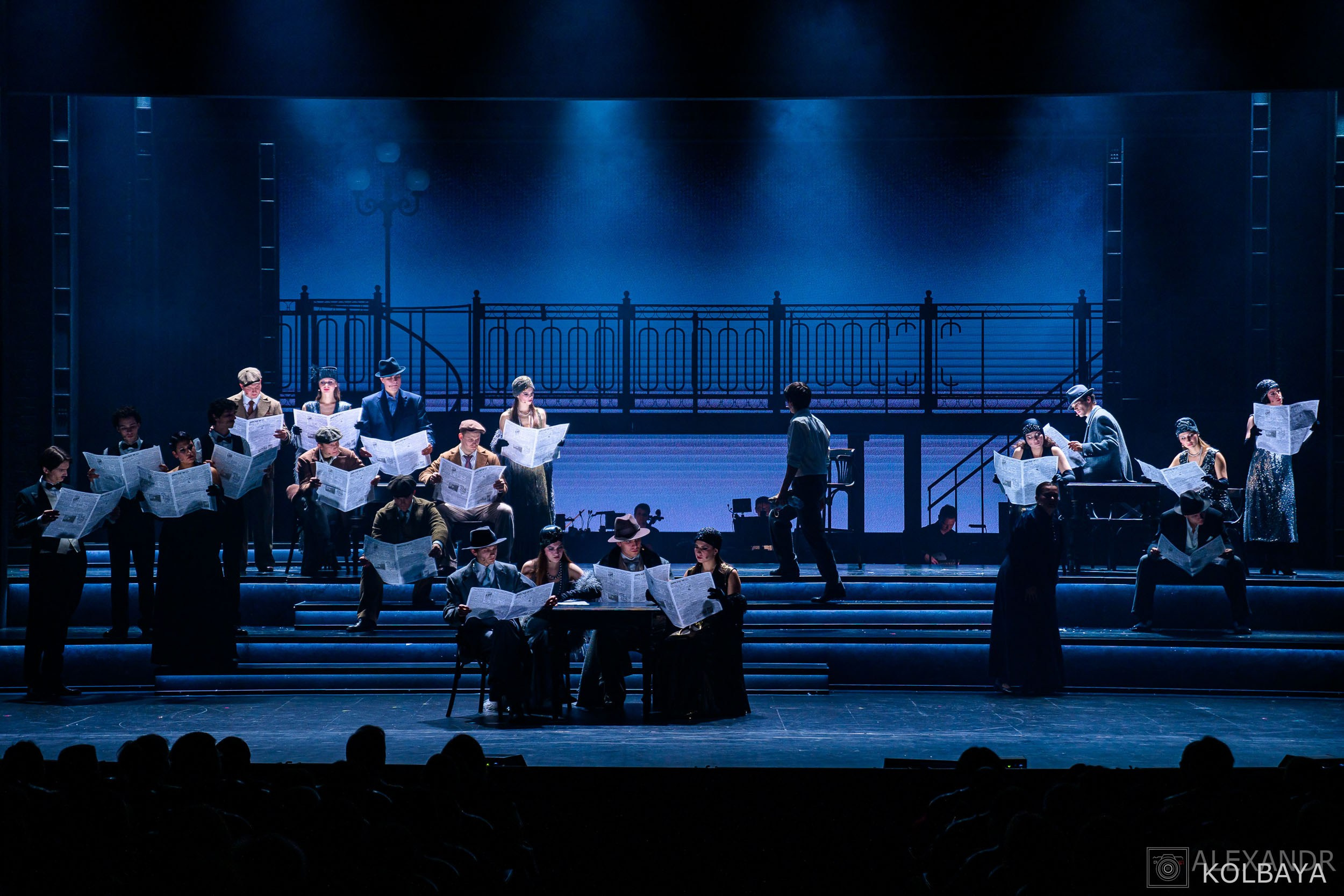 Фоторепортаж с мюзикла Вальс-Бостон 18 сентября 2025 года. Концертный и театральный репортажный фотограф в Москве Александр Колбая