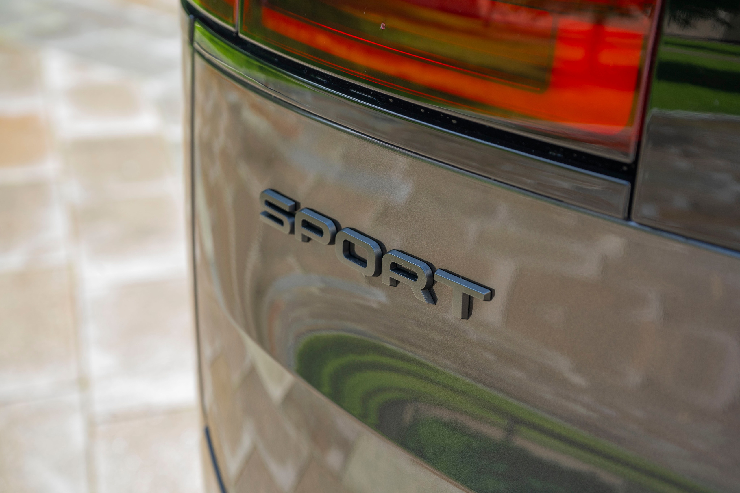 Range Rover Sport 2026. Автомобильный фотограф Ногинск Денис Городок