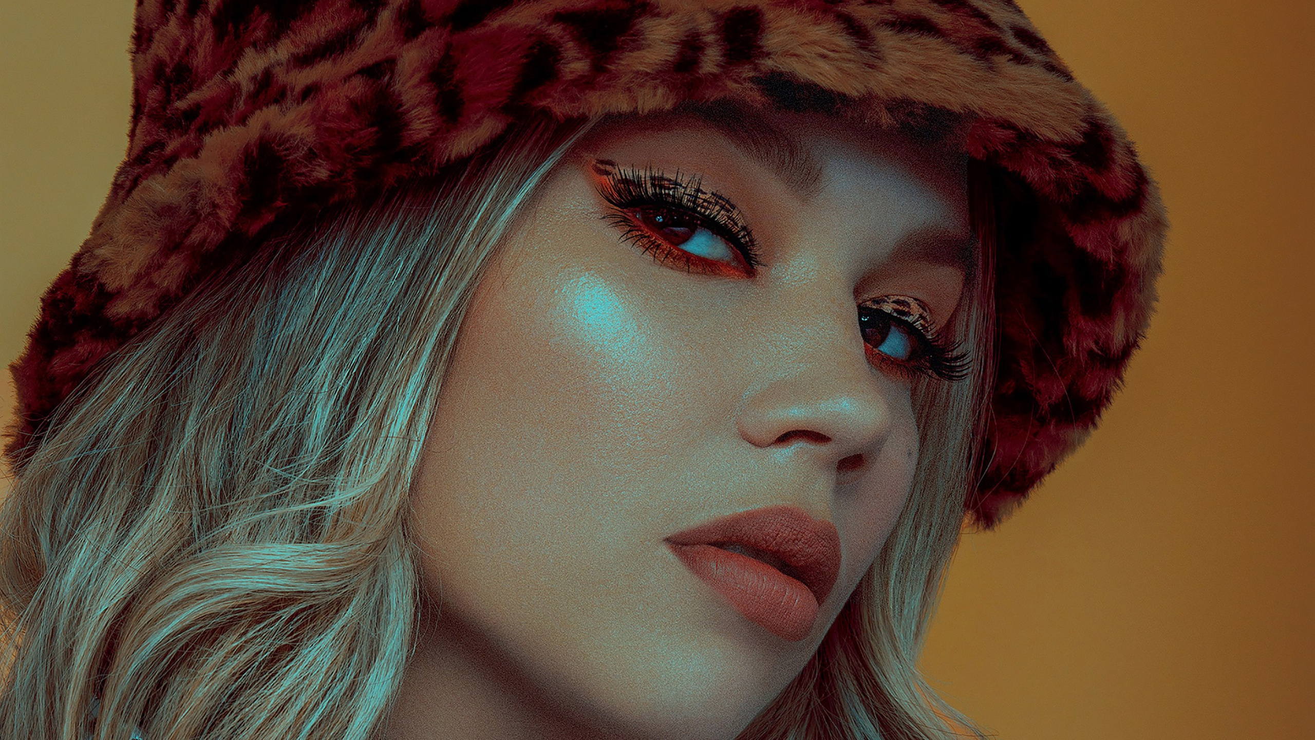 Фотограф в Краснодаре Нани Лоза. Студийная и выездная фотосъёмка