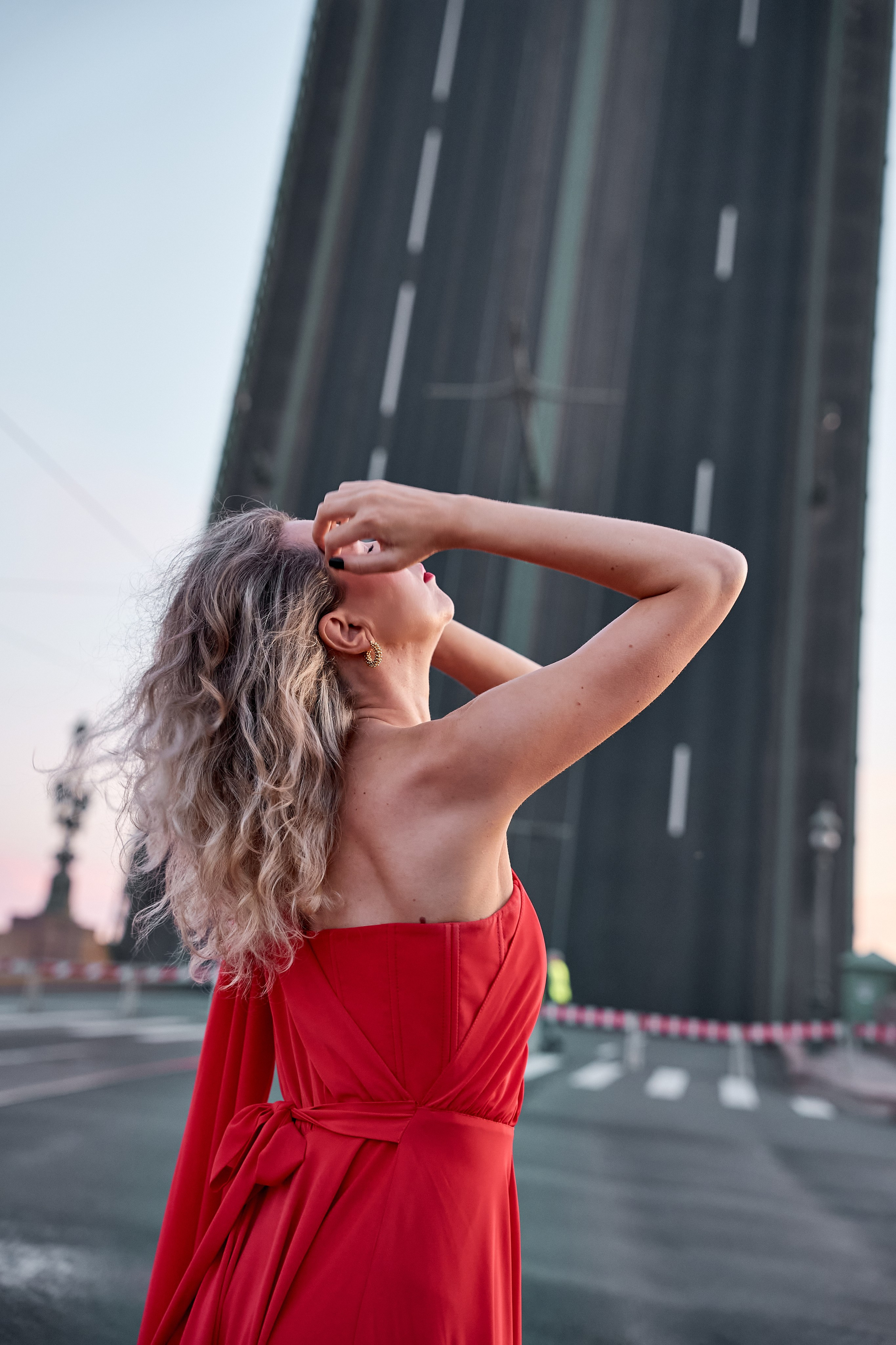 Antonina. Рассвет у Троицкого моста✨. Фотограф Natalya Litvinova