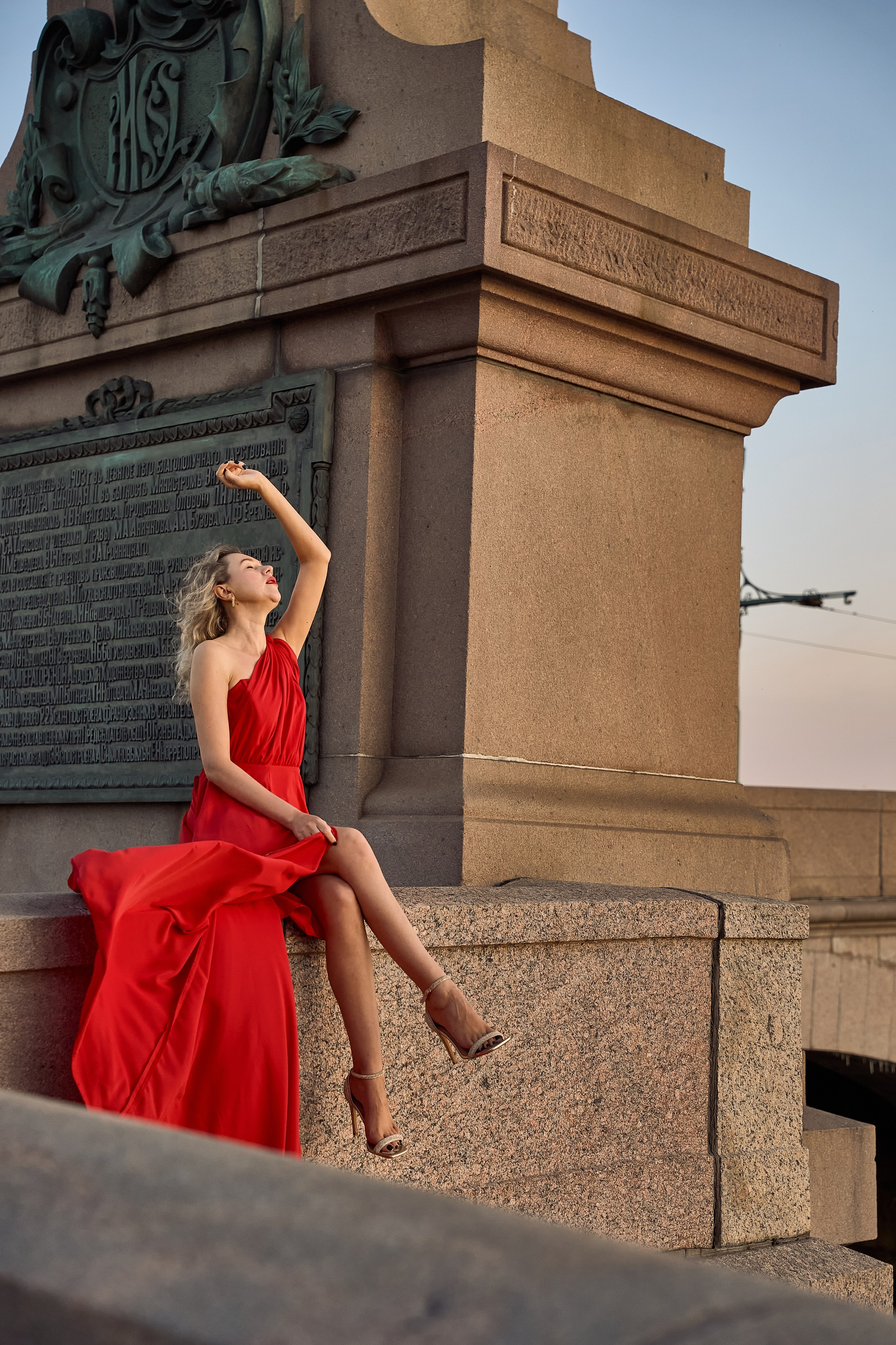 Antonina. Рассвет у Троицкого моста✨. Фотограф Natalya Litvinova