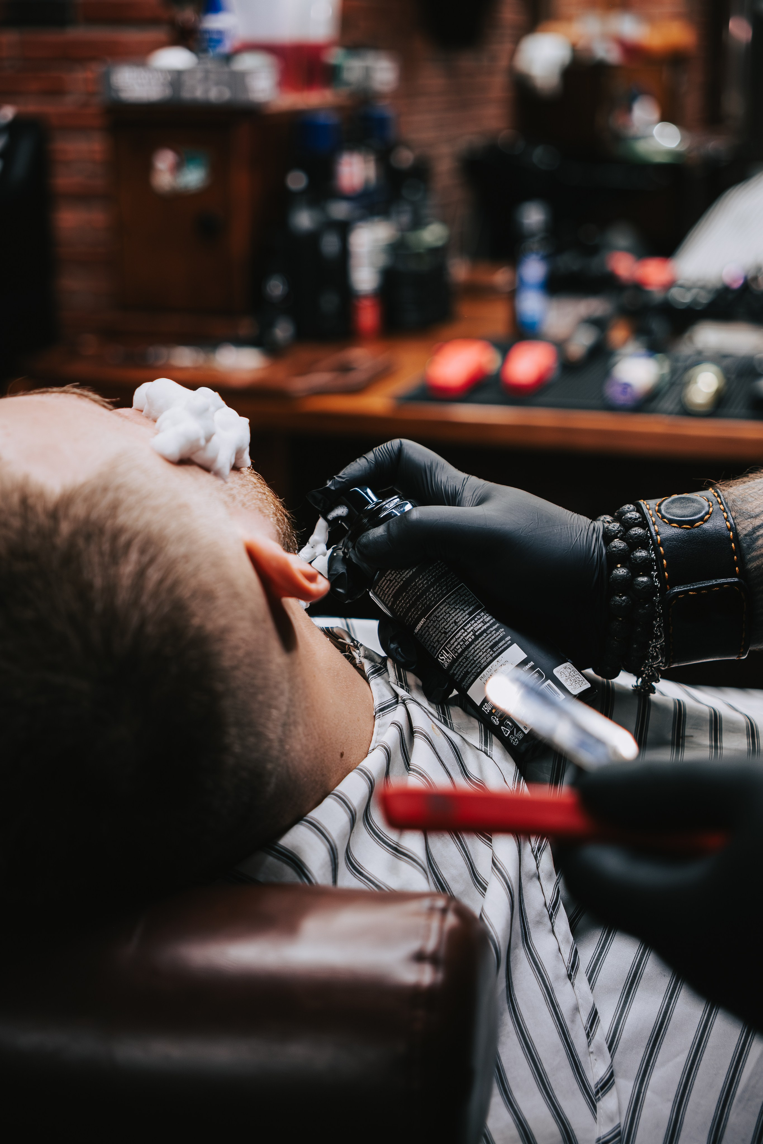 Контент-съемка барбершоп OLDBOY. Коммерческий и Портретный Фотограф Симферополь Крым Максим Махо