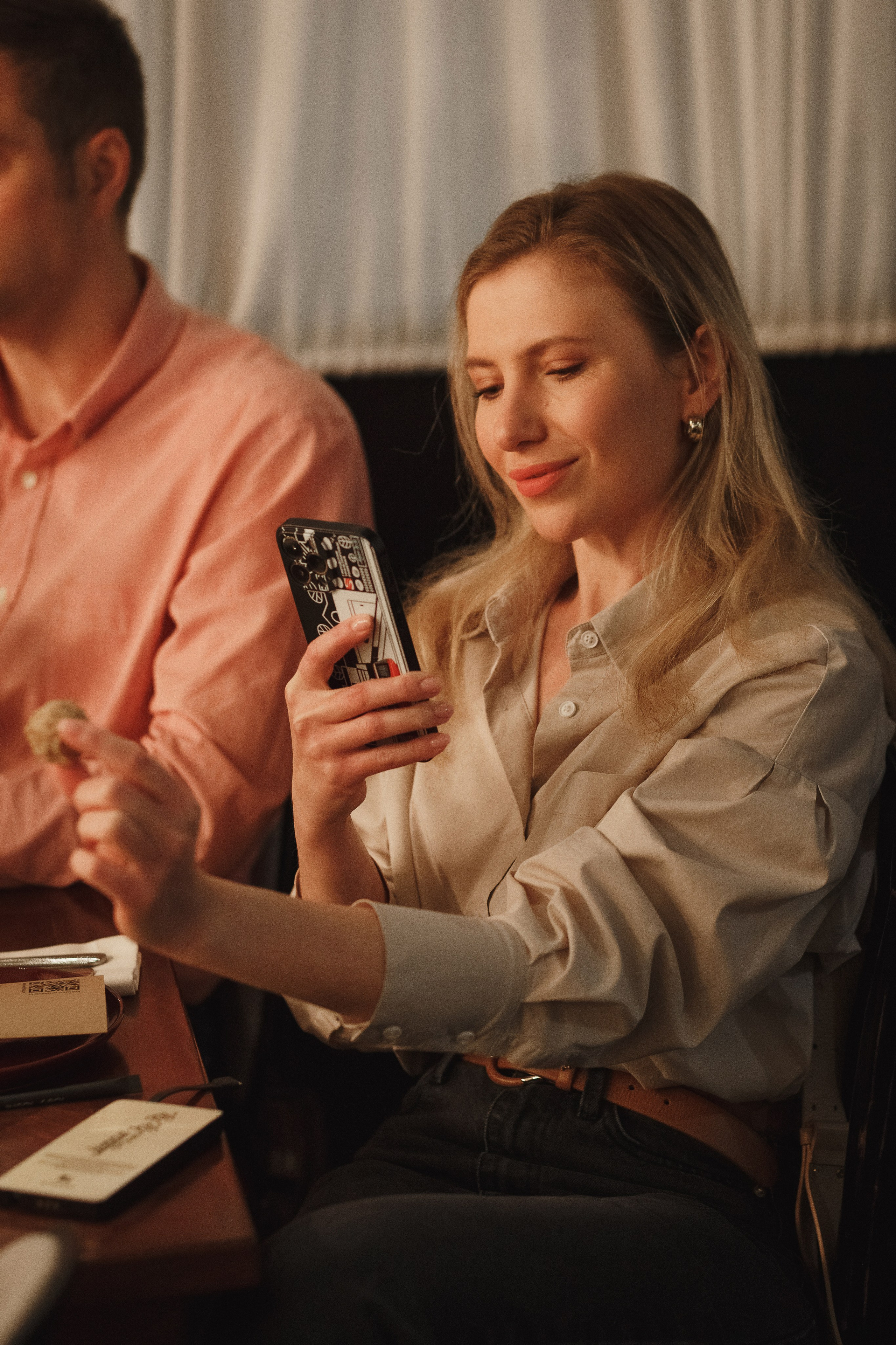 Фото клуба любителей российских вин в ресторане Мадам Ку-Ку, Таганрог. Свадебный и семейный фотограф в Таганроге Бакарюк Антон