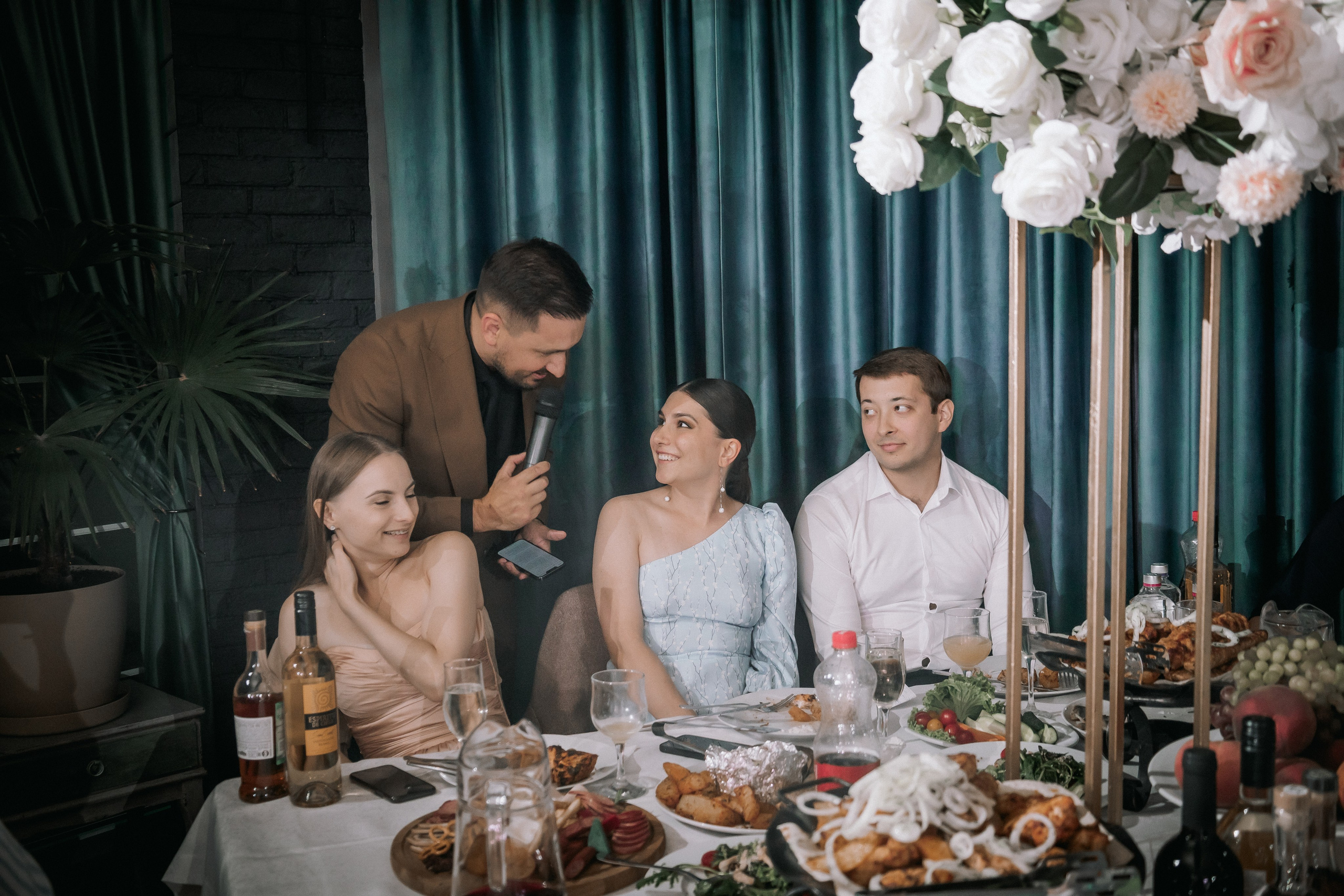 Свадебный день. Дарья и Джем. Свадебная фотография. Арина Рубах