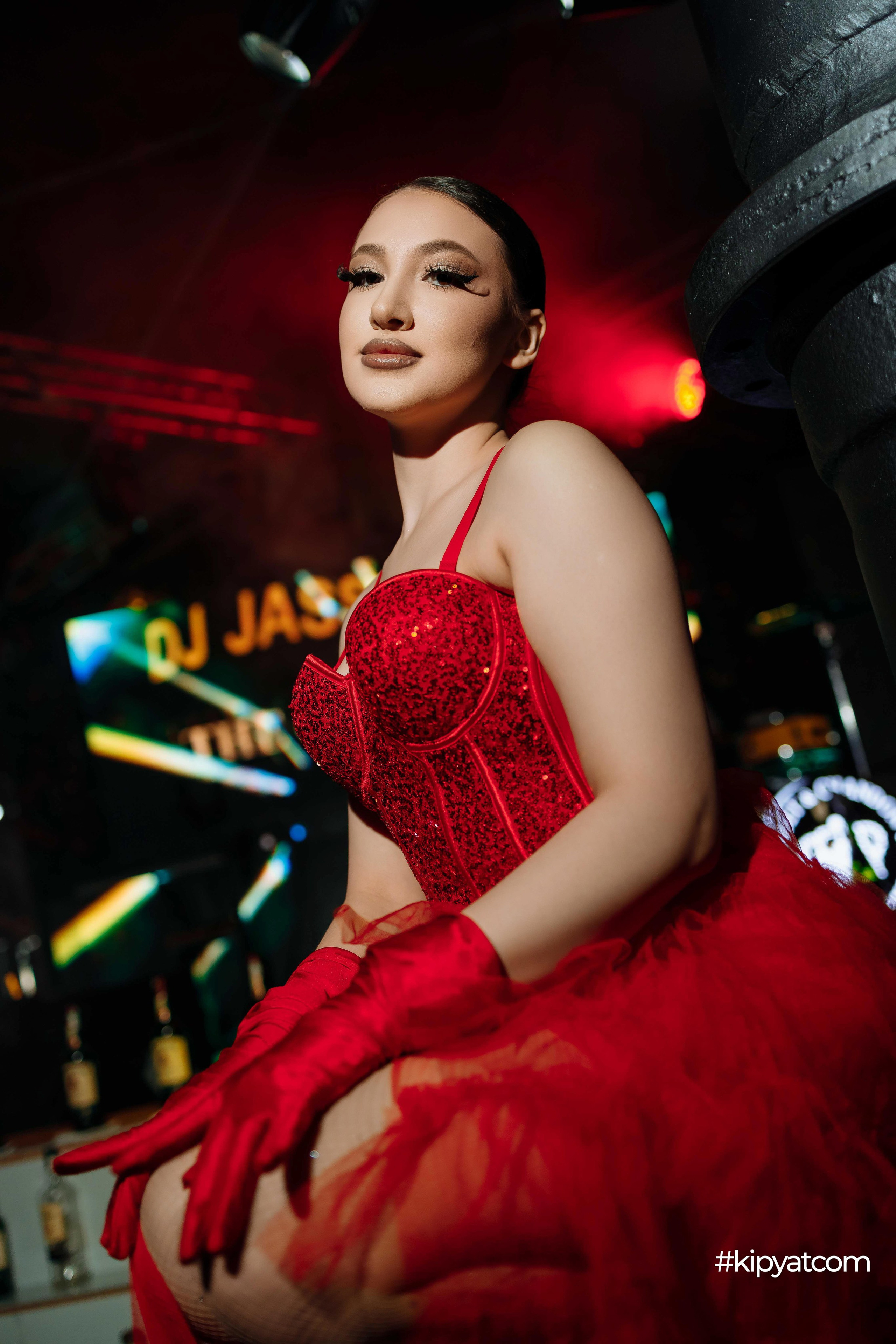 The Queen Prive. Кипятком Шымкент