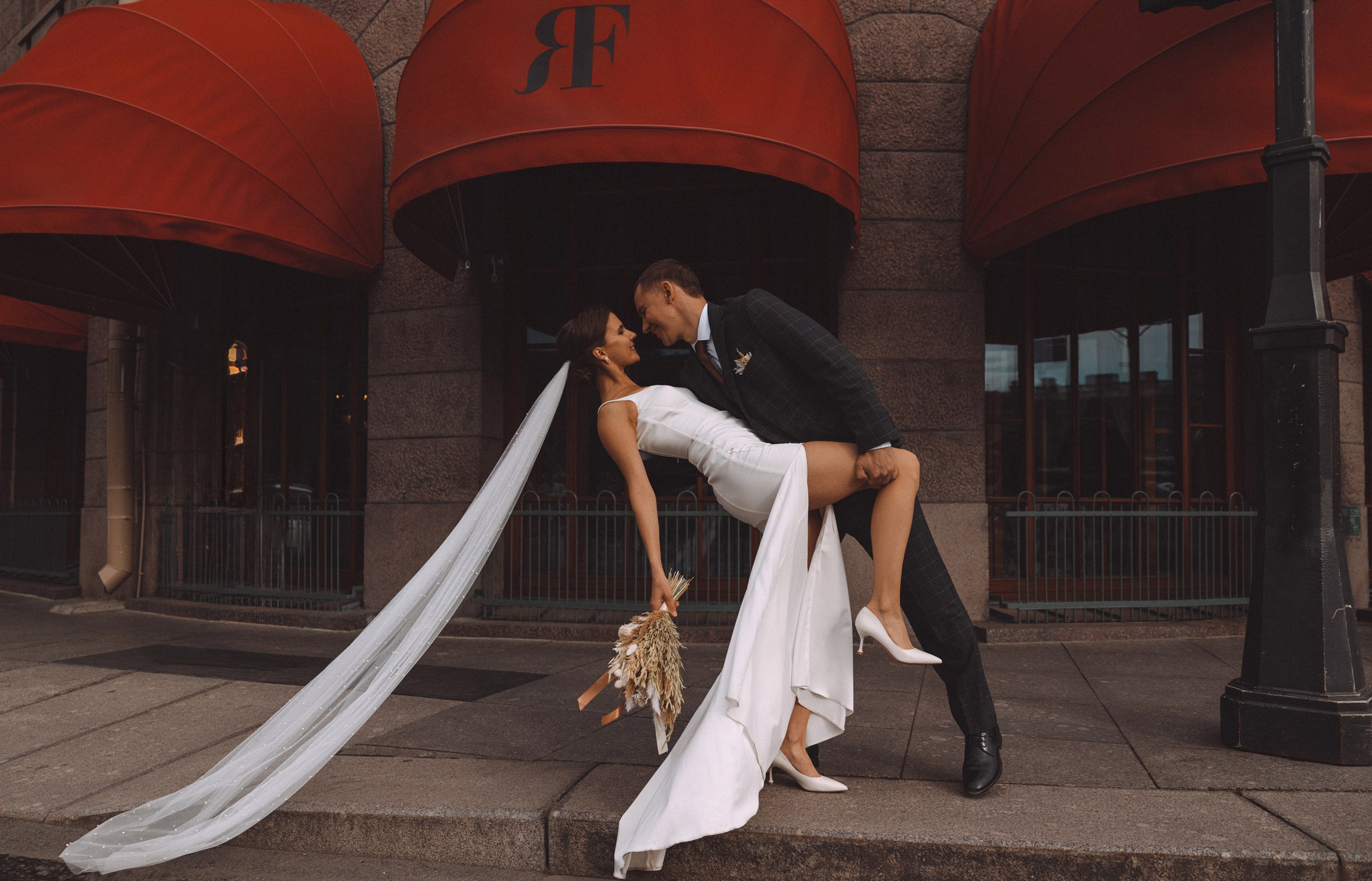 Свадебная съемка. Свадебный и Семейный Фотограф в Гатчине и Санкт-Петербурге Виктория