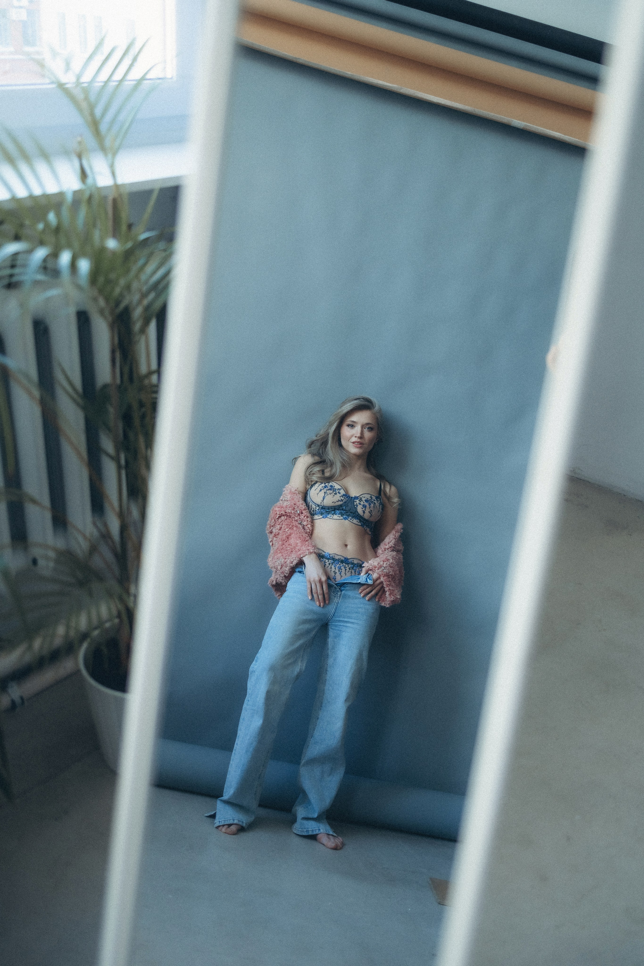 Девушка весна. Главная