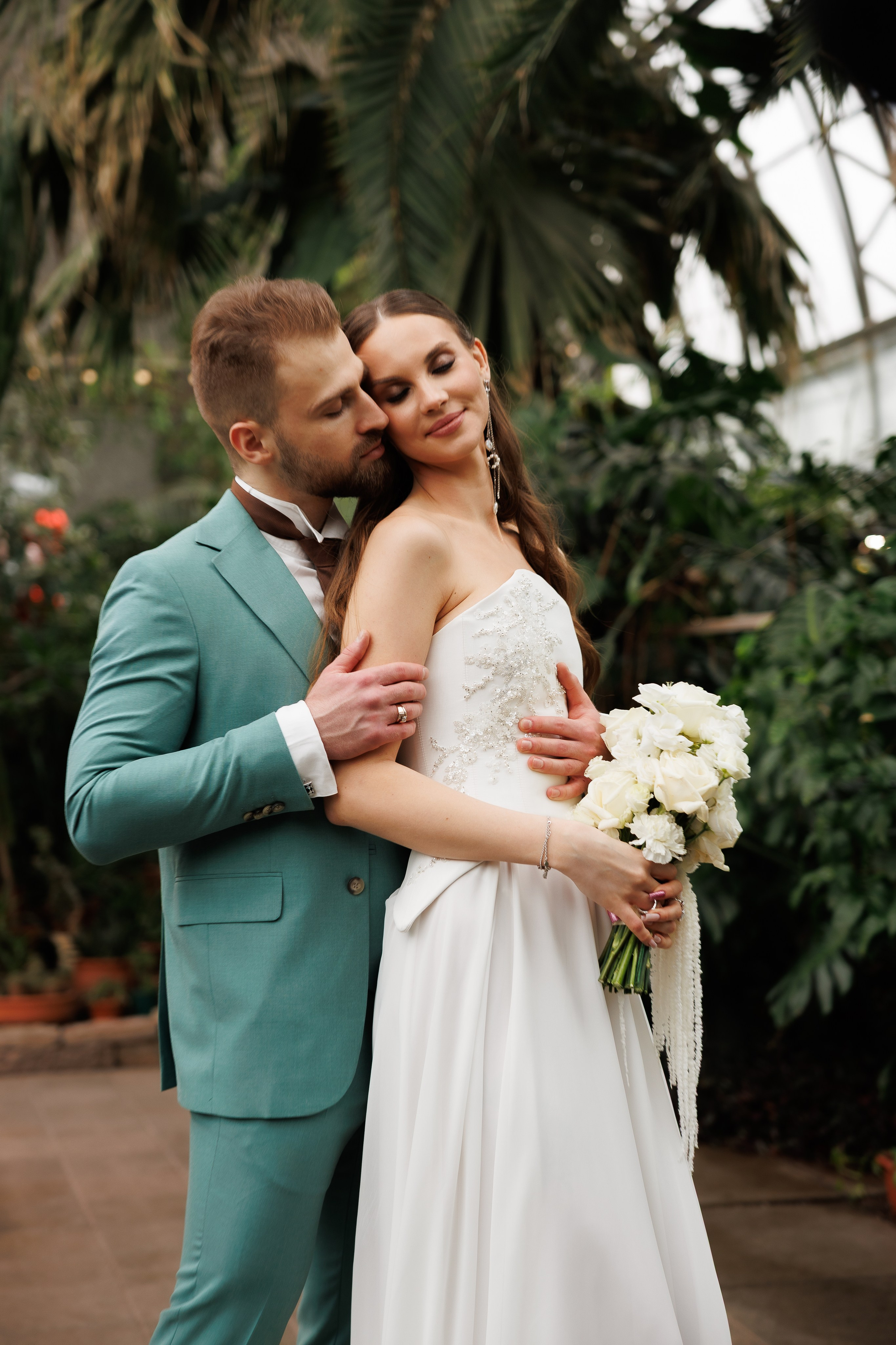 Свадебная прогулка в оранжерее. Питер. Свадебный и семейный фотограф в Москве Красинская Мария