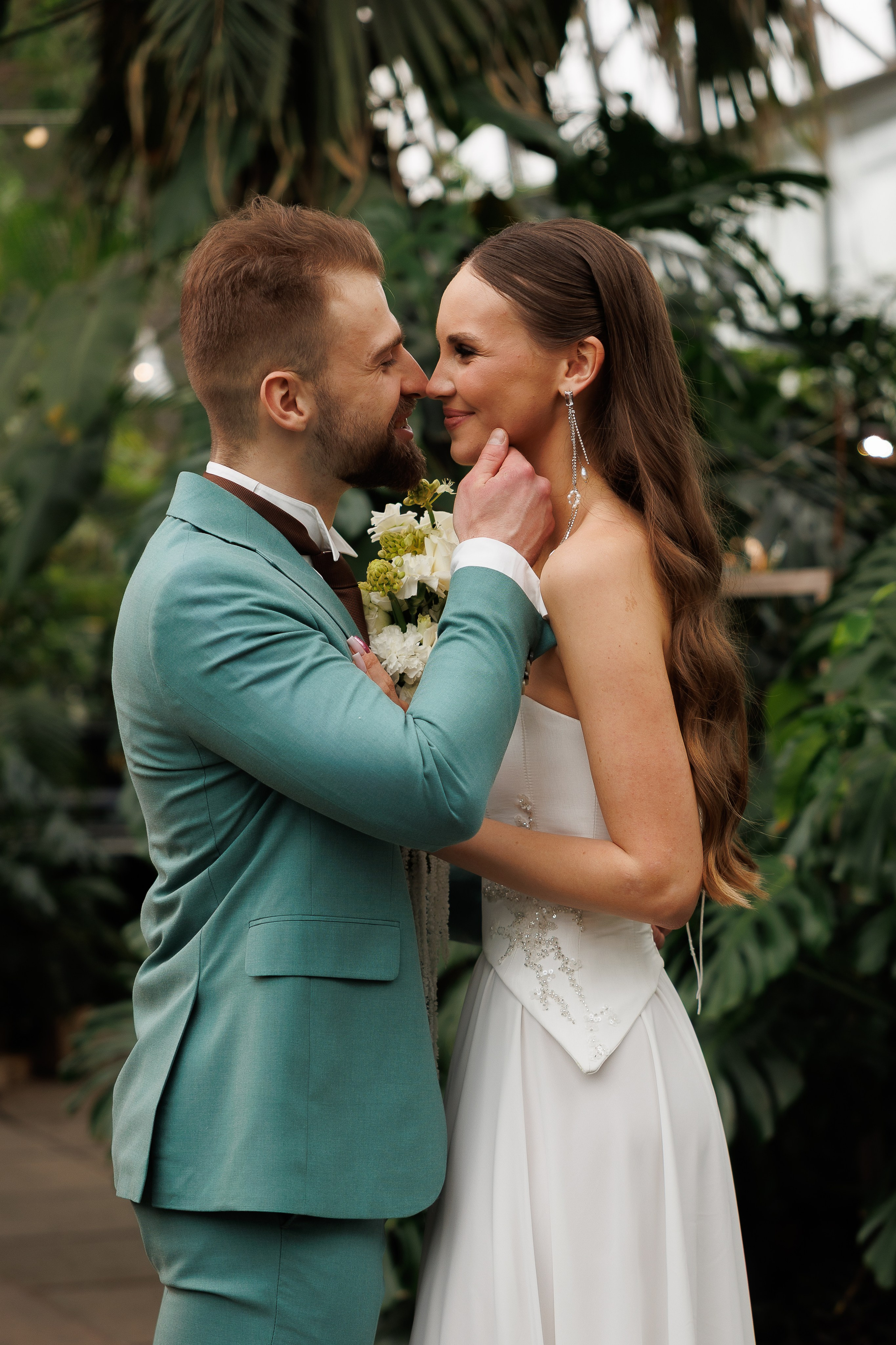 Свадебная прогулка в оранжерее. Питер. Свадебный и семейный фотограф в Москве Красинская Мария
