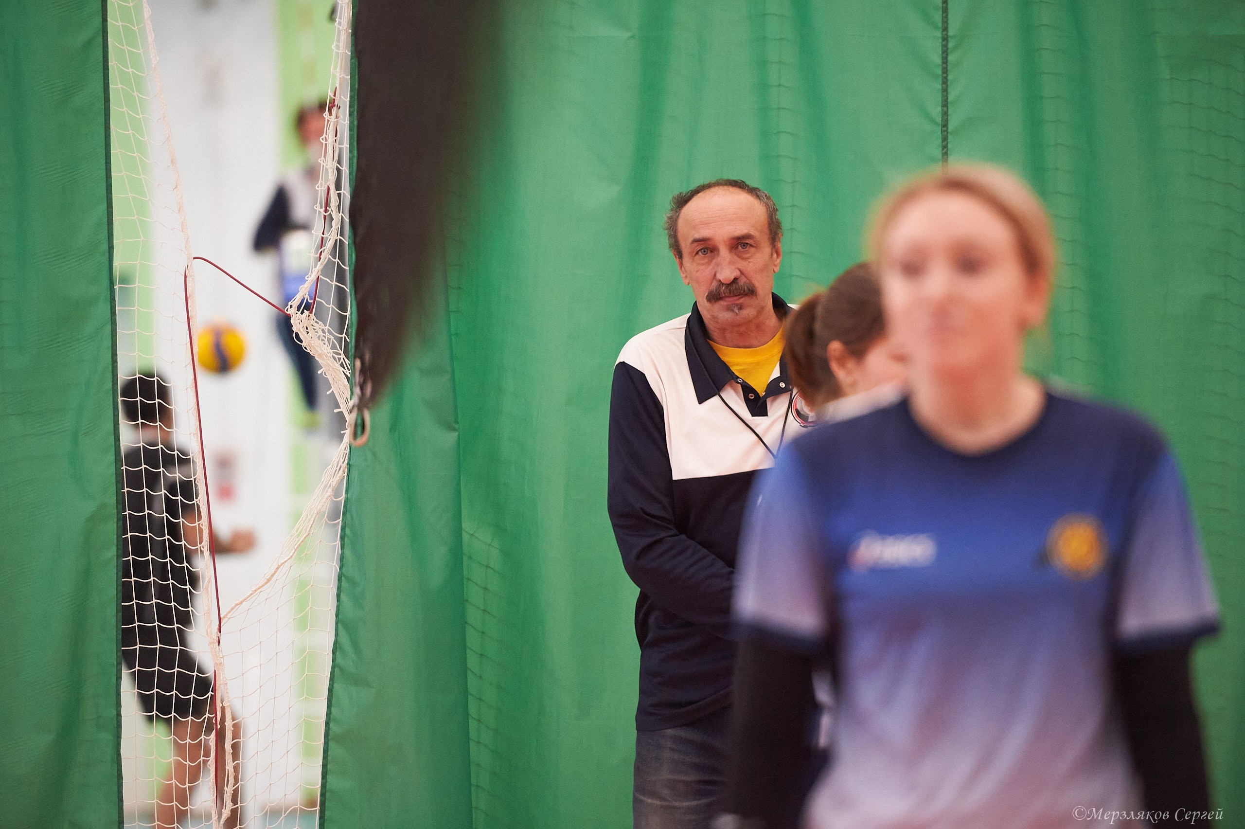 Новогодний волейбольный турнир. Ижевск. 16.12.23. Спортивный репортажный фотограф в Ижевске Сергей Мерзляков