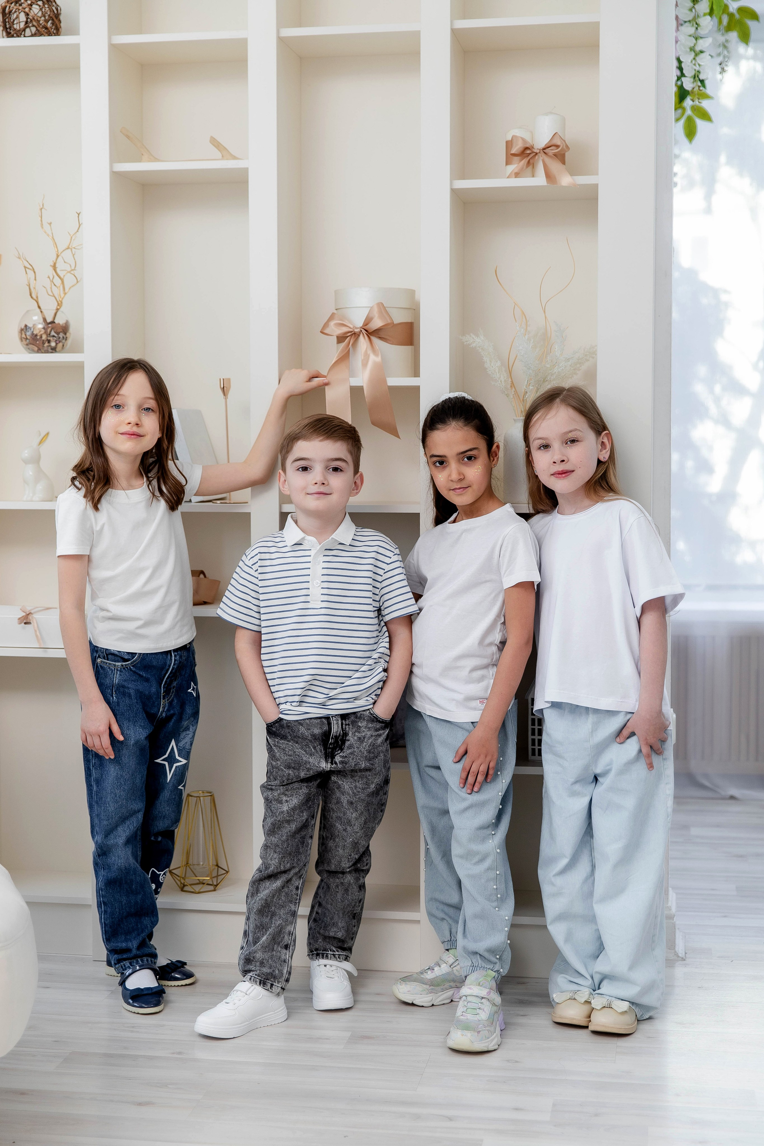 Выпускные (школьные) альбомы (книги) в Ростове-на-Дону. Современные Выпускные Альбомы в Ростове-на-Дону