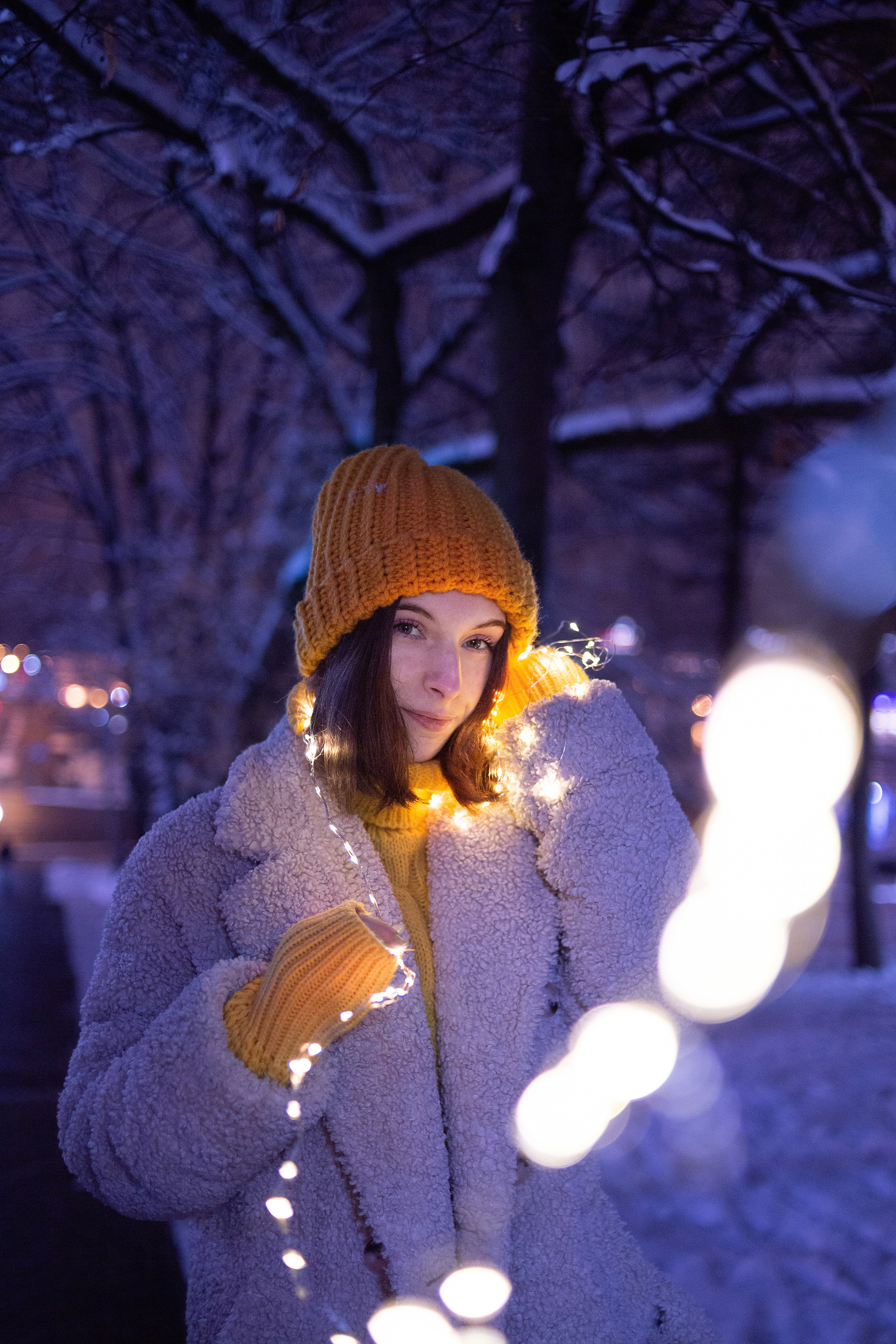 новогодняя фотосъемка при свете гирлянд Минск