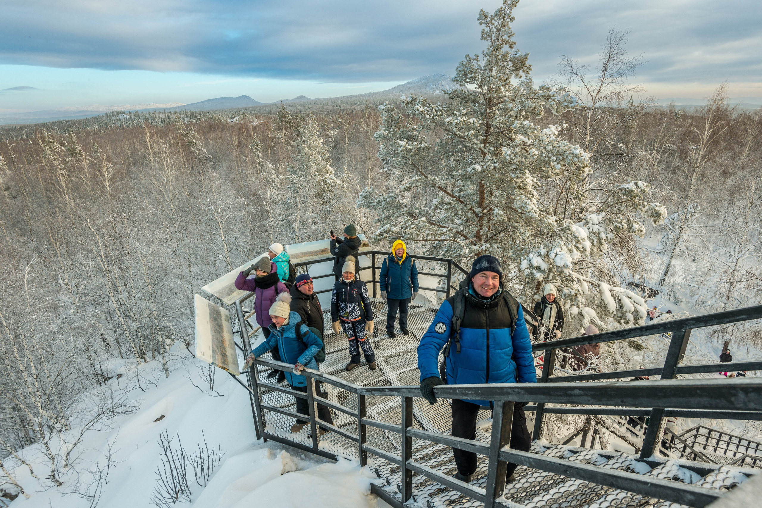 Таганай Семибратка, Парк Бажова, ледяной фонтан 06.01.2024. Свадебный фотограф на Урале Виктор Соколов
