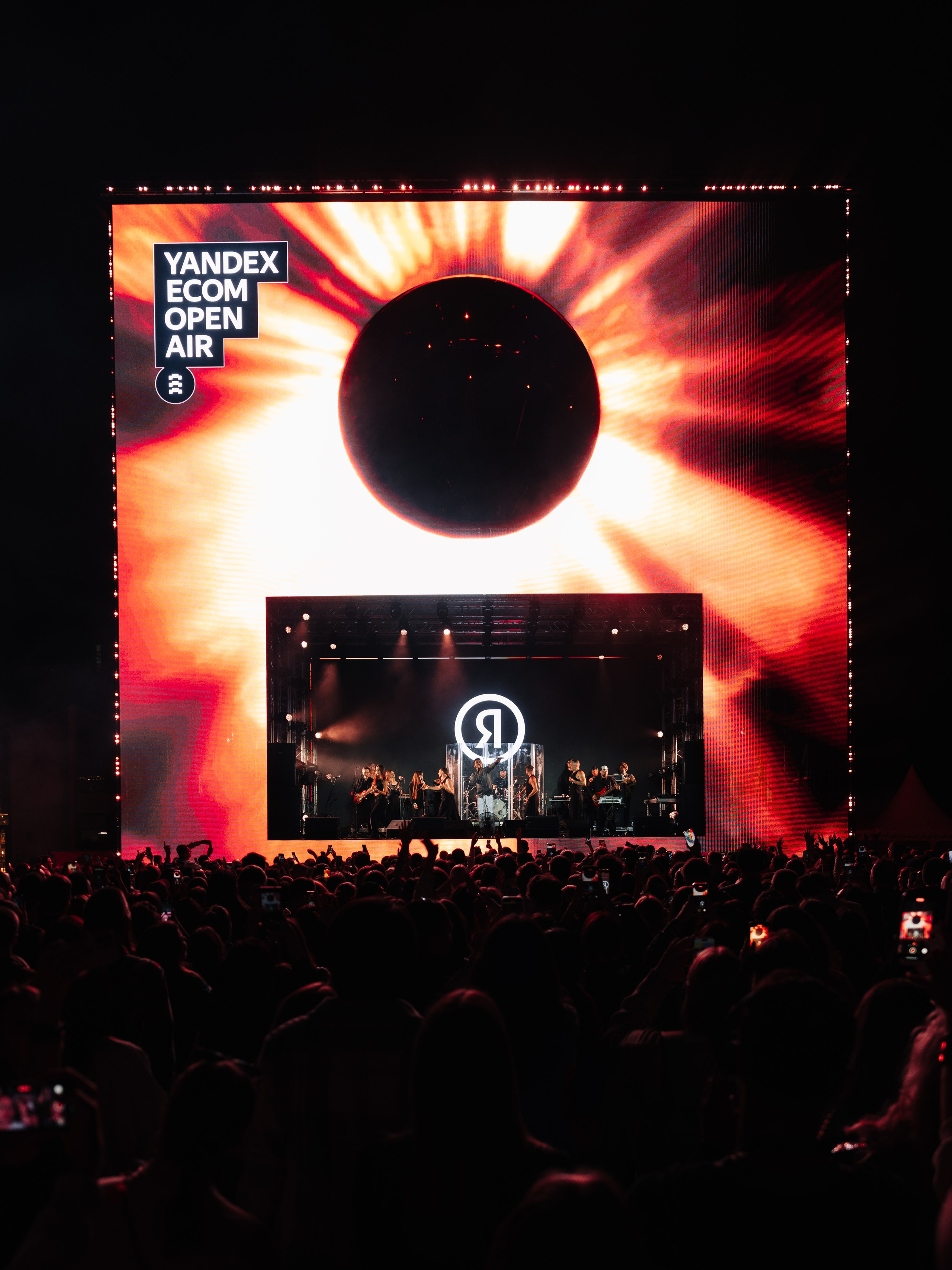 YANDEX ECOM STAGE, FORMATE. @tomrus: Рустам Шагиморданов — фотограф