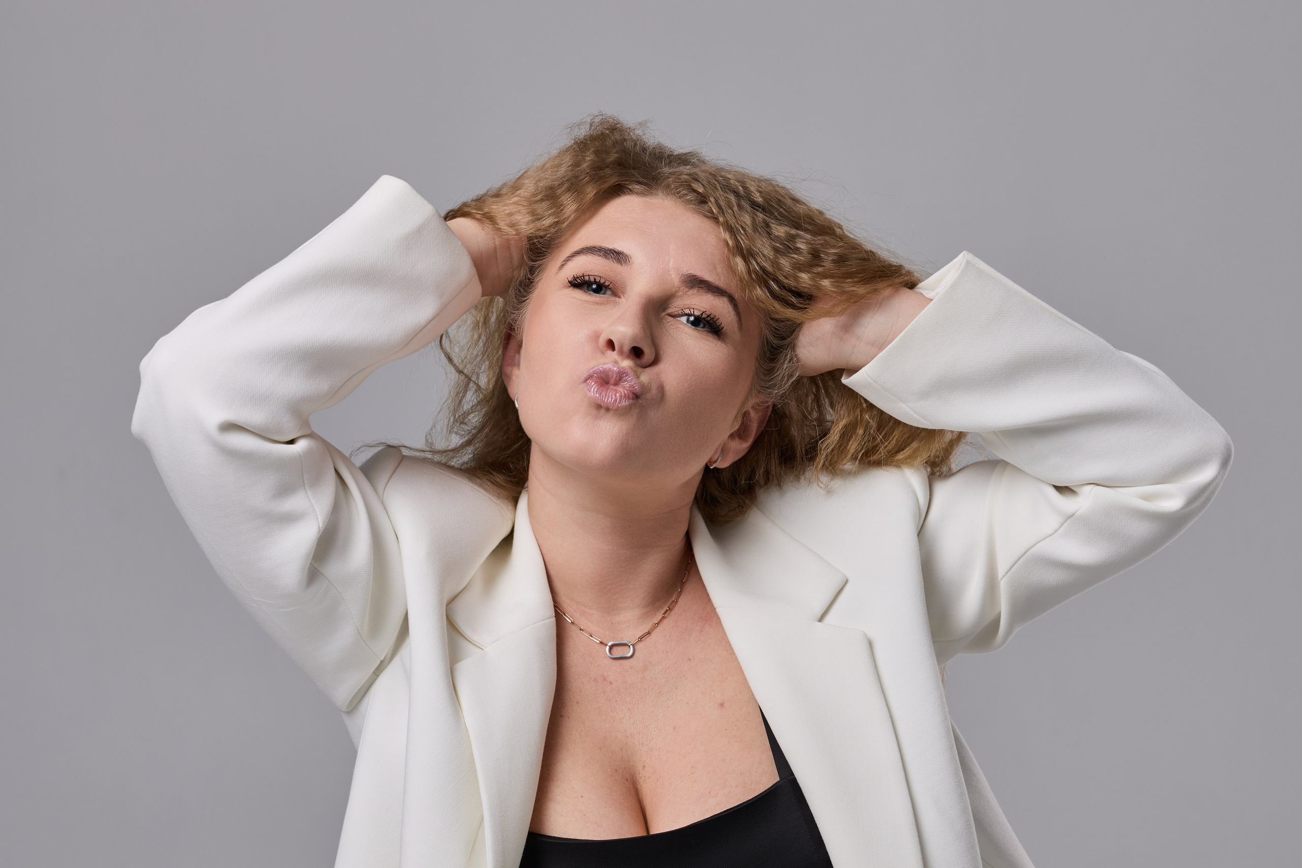 Александр и Лолита. KIMEDIA