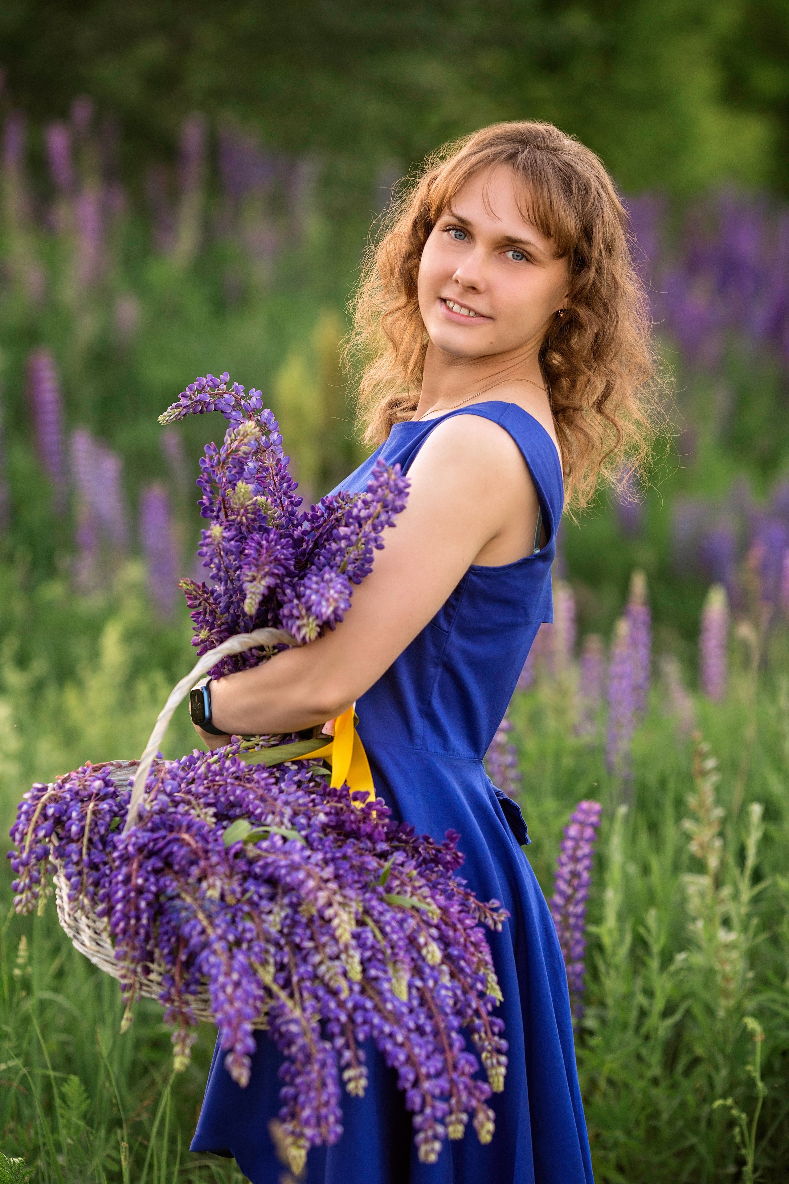 Индивидуальная фотосессия в люпинах (Анна). Главная