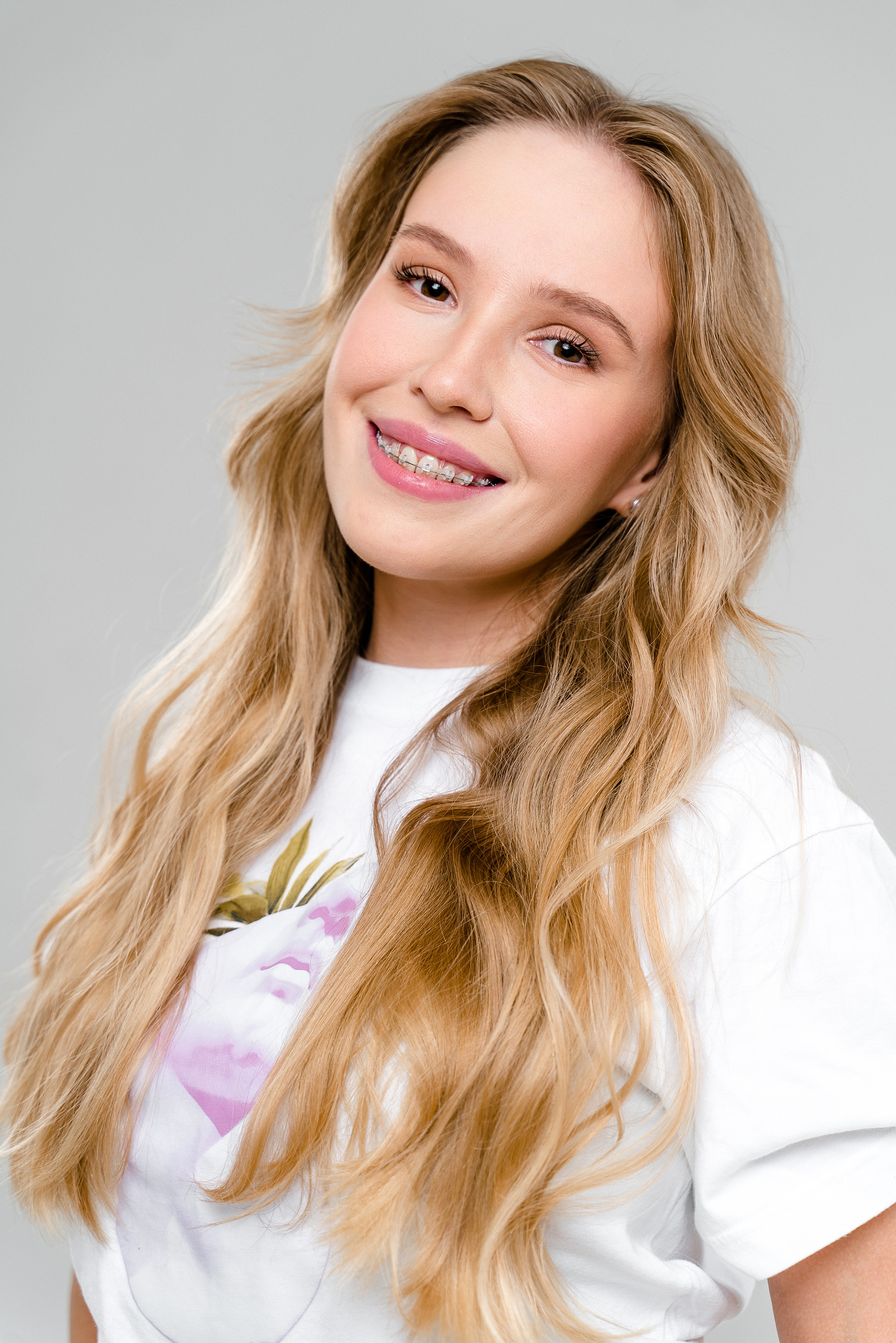 Корпоративные портреты (белый и черный фон). Репортажный и свадебный фотограф в Москве