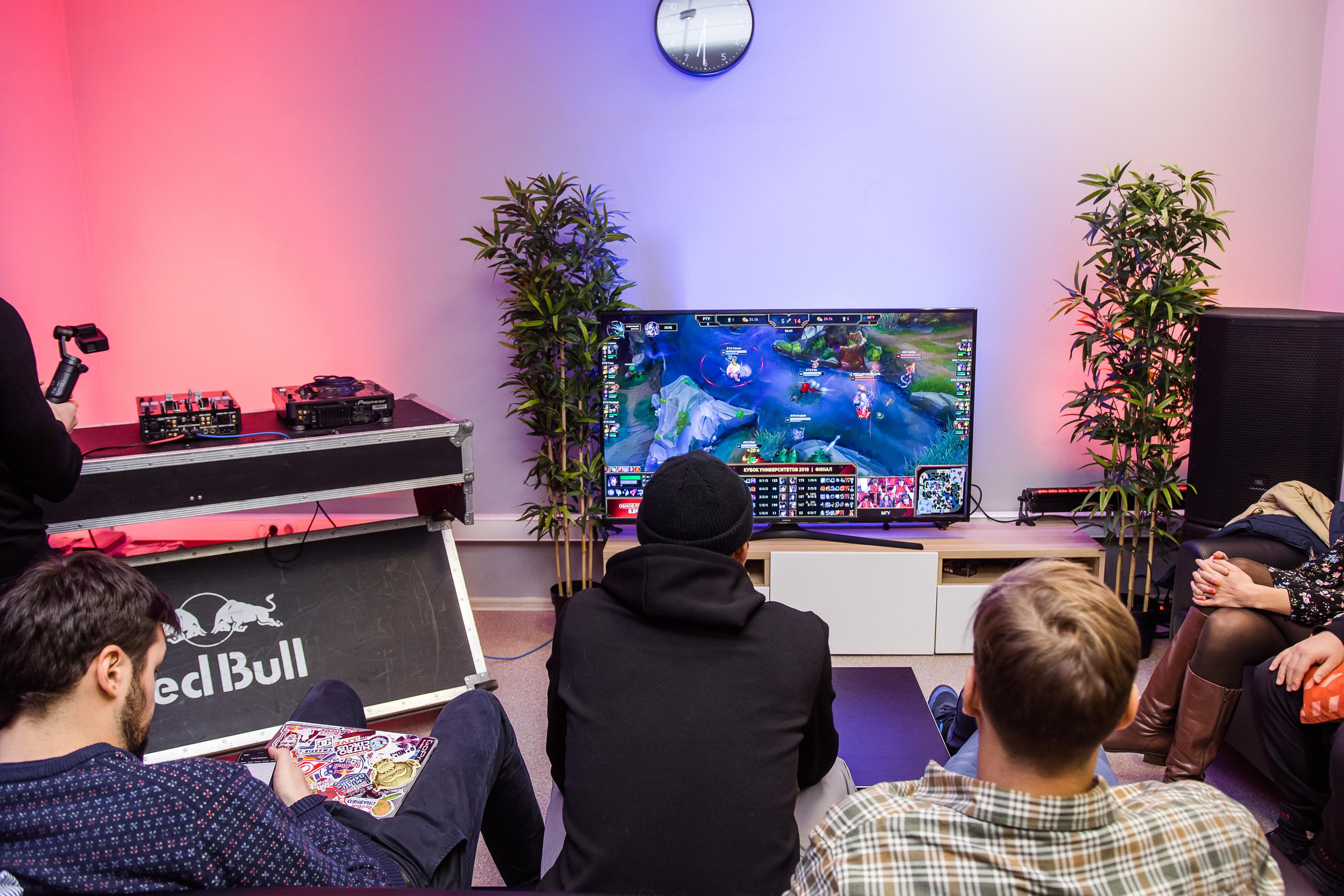 УНИВЕРСИТЕТСКИЙ ТУРНИР «ЛИГА ЛЕГЕНД». Репортажный и свадебный фотограф в Москве