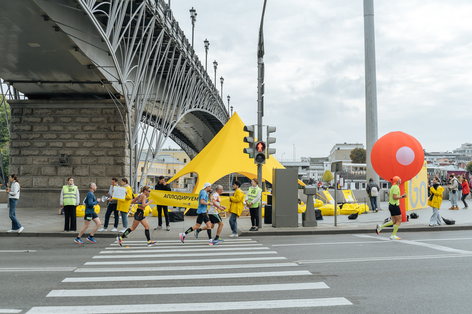 Yandex GO (съемка для Московского Марафона). Репортажный и свадебный фотограф в Москве