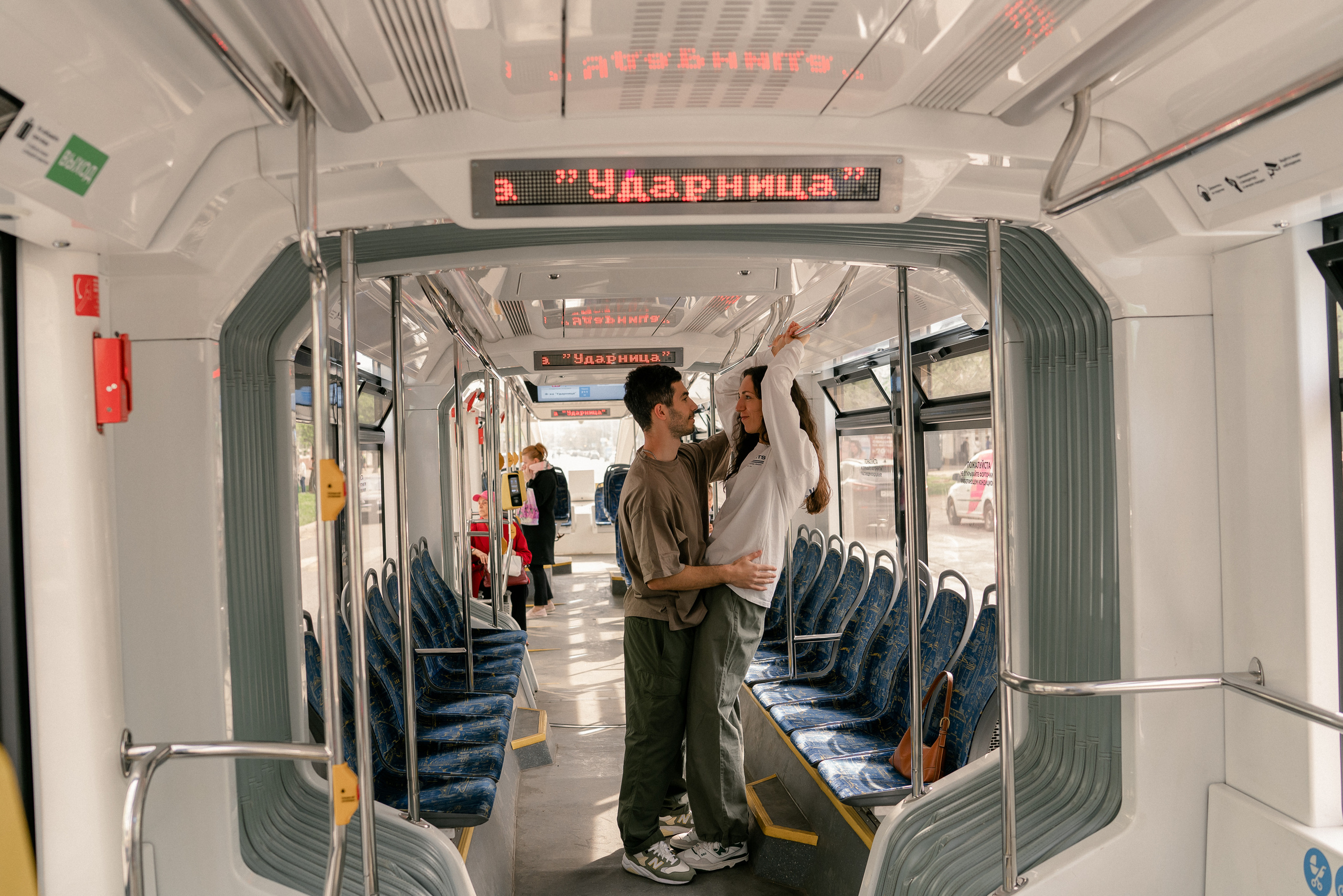 Александра и Арсен. Репортажный и свадебный фотограф в Москве