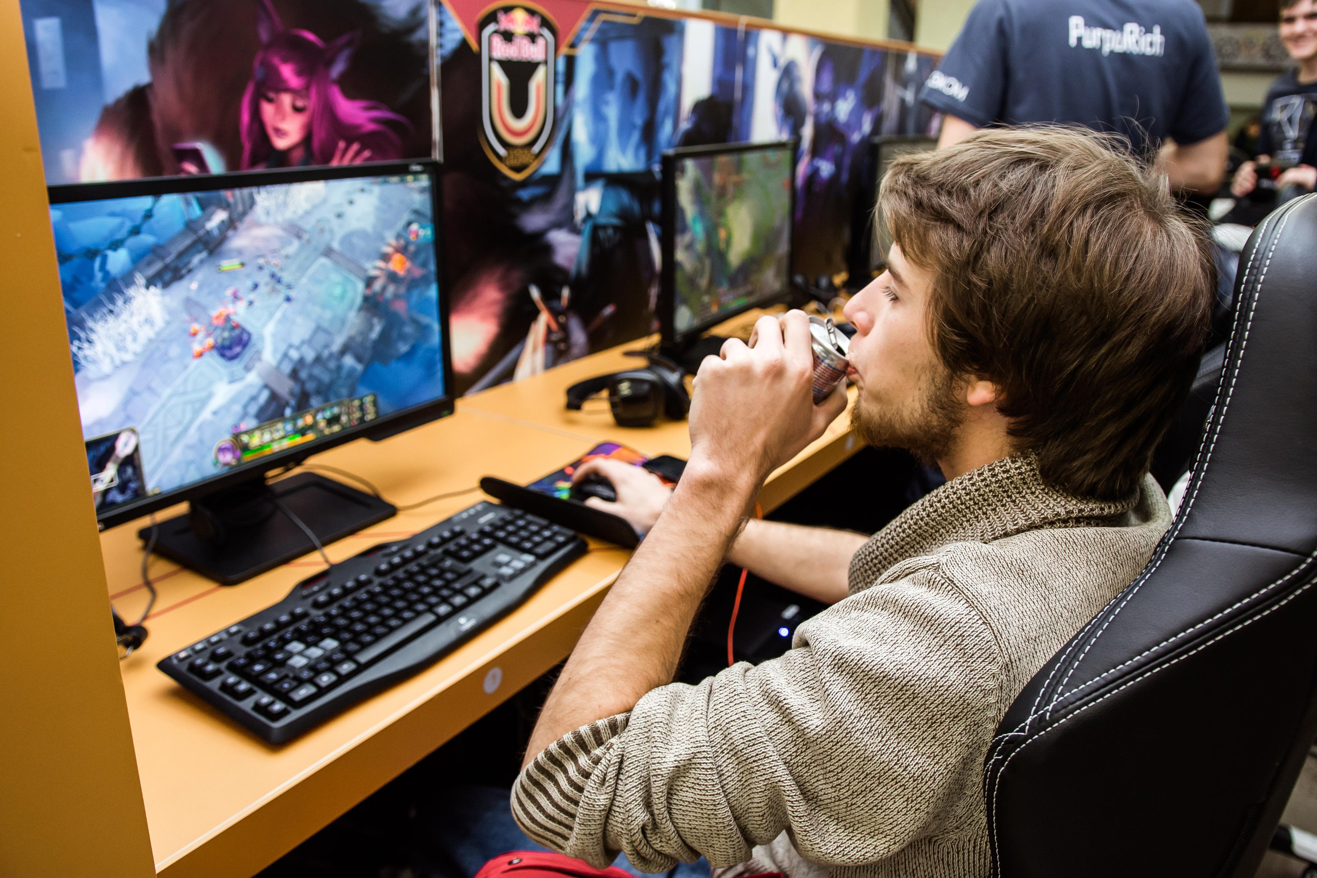 УНИВЕРСИТЕТСКИЙ ТУРНИР «ЛИГА ЛЕГЕНД». Репортажный и свадебный фотограф в Москве