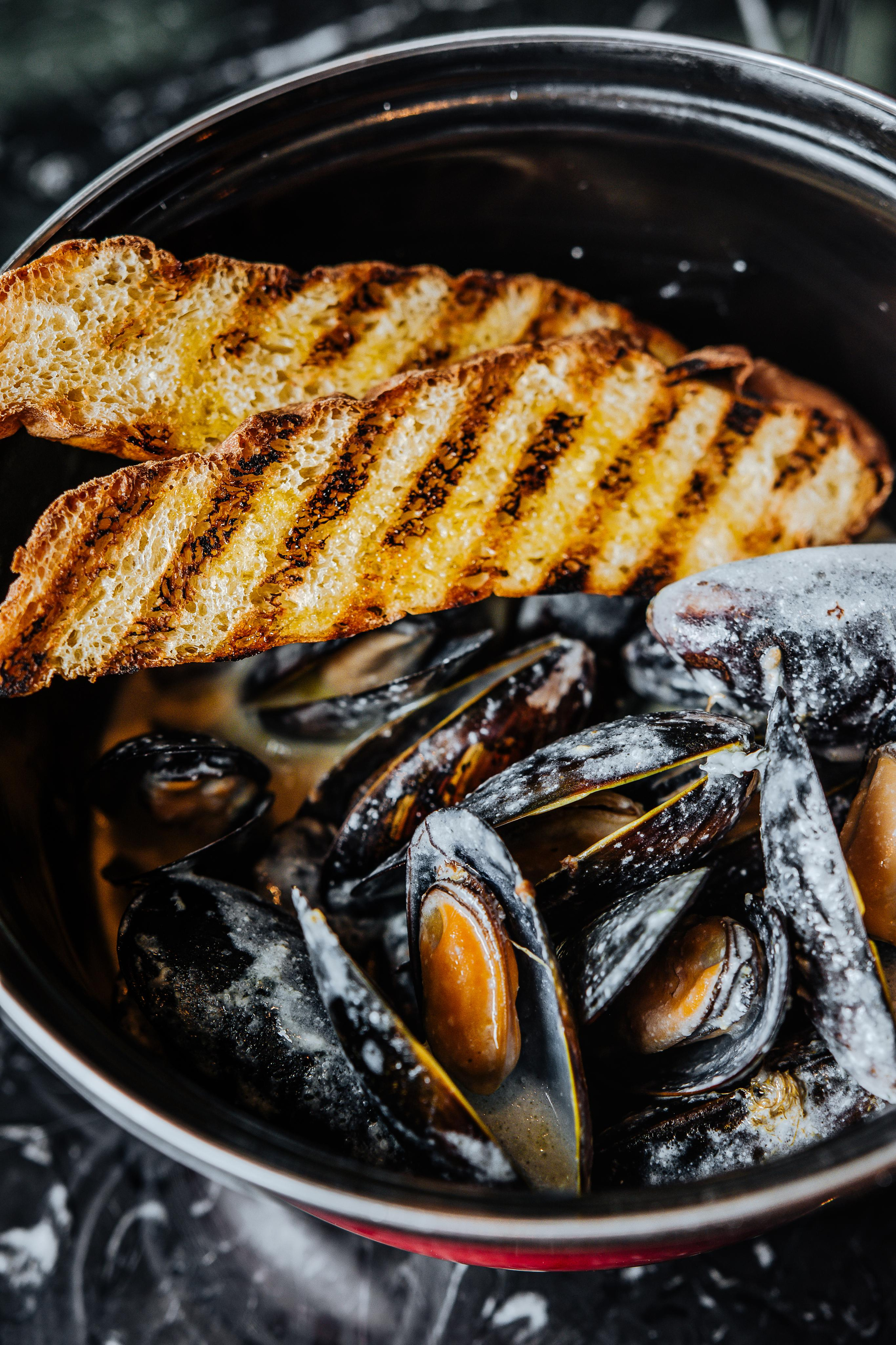 НАХОДКА. Репортажный и свадебный фотограф в Москве