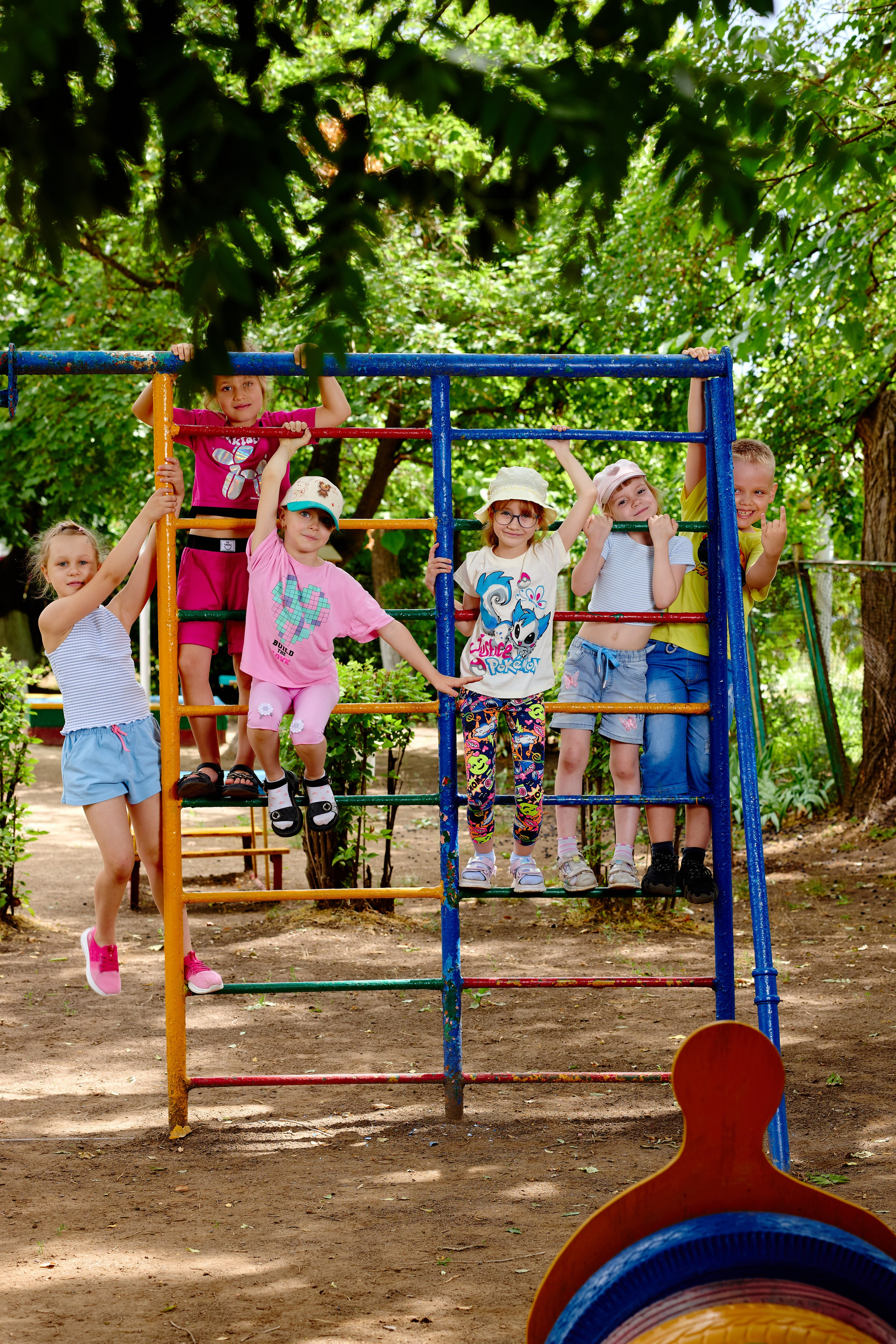 Пример летней съемки в детском саду № 92 Старшая группа Радуга. Фотограф Выпускные альбомы Таганрог Сергей Коробченко