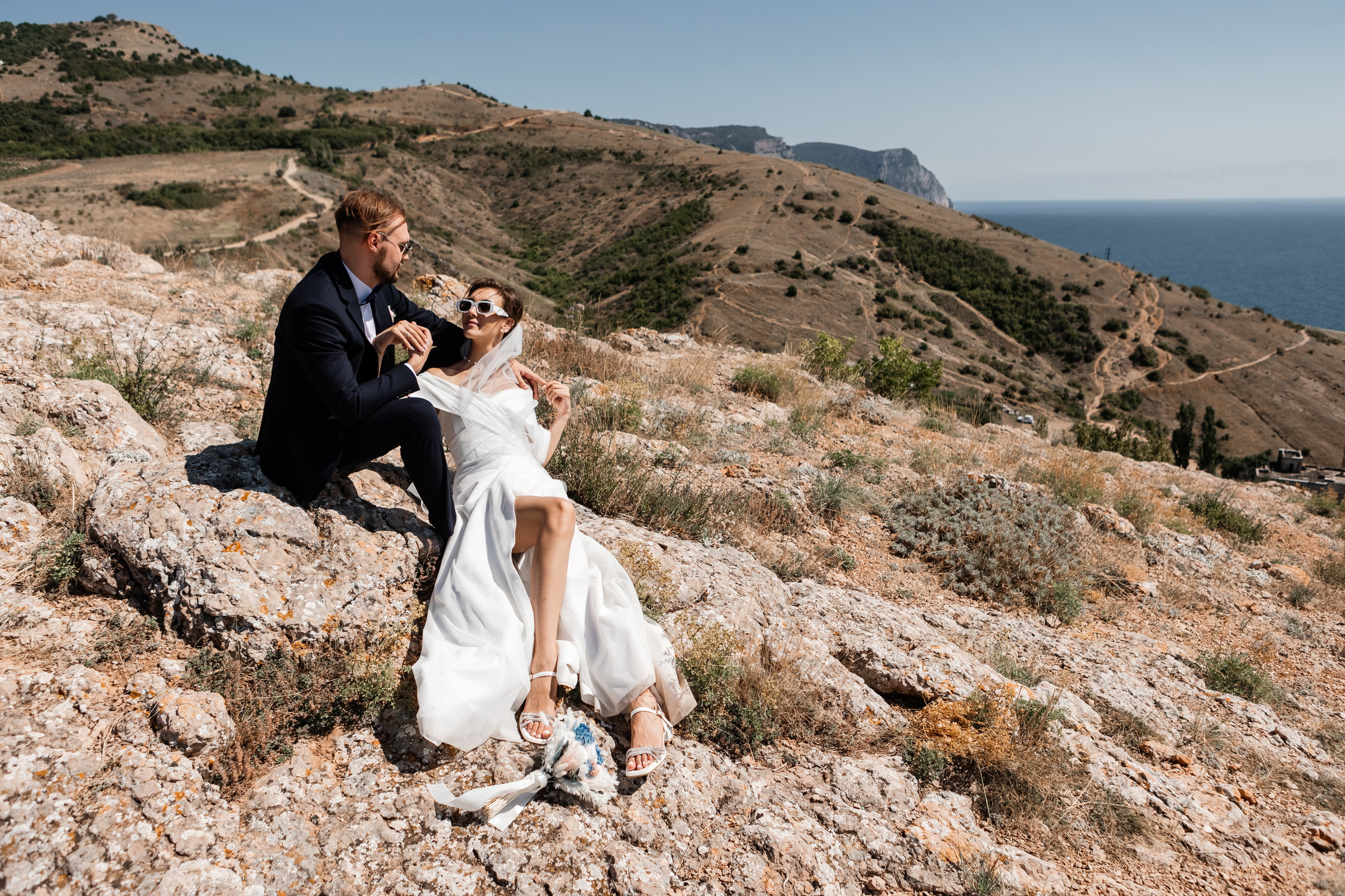 Свадебная съёмка в Балаклаве в крепости Чембало. Свадебный фотограф, фотосъемка в Крыму, Севастополе, Симферополе, Ялте