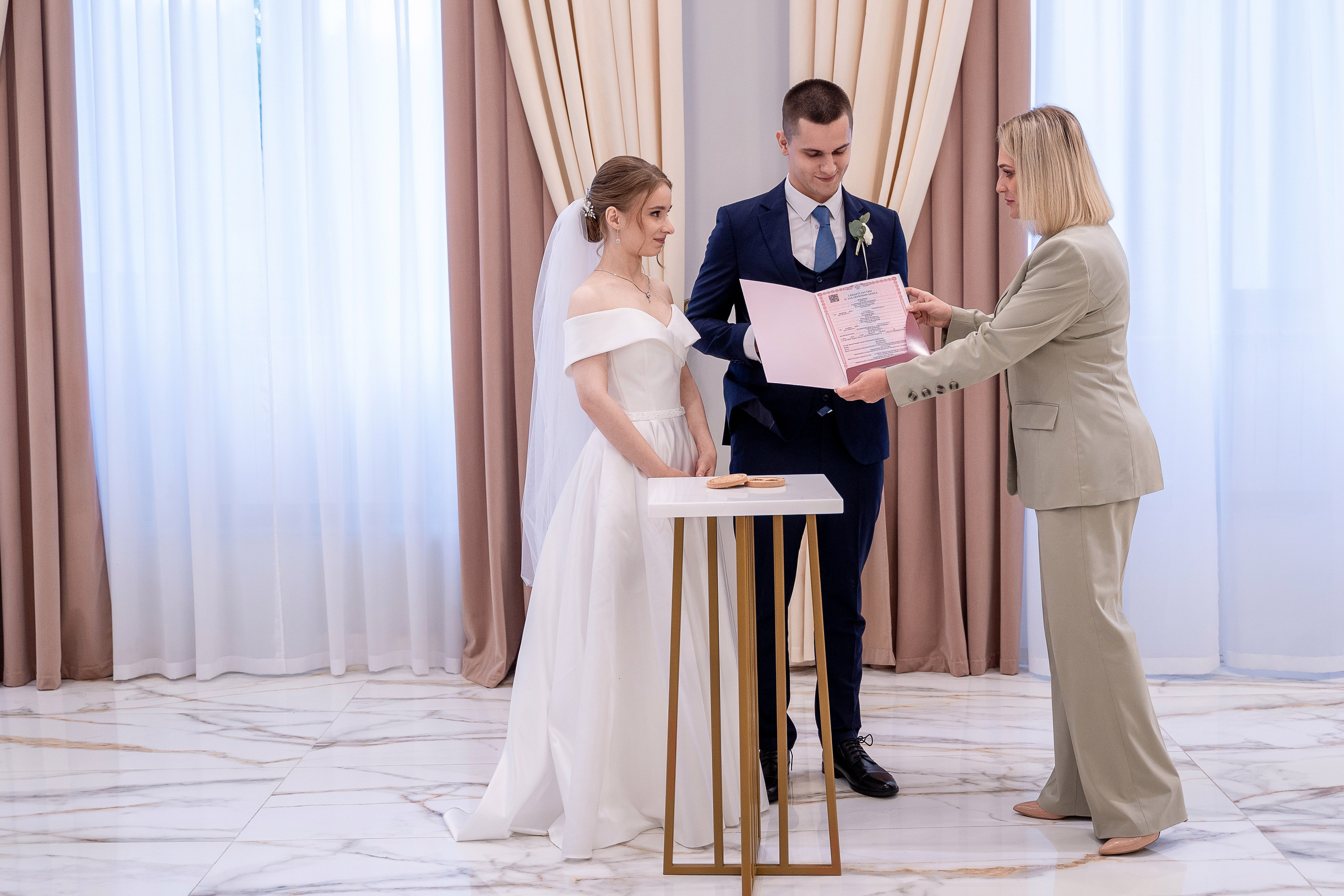 Александр и Виктория. Архив