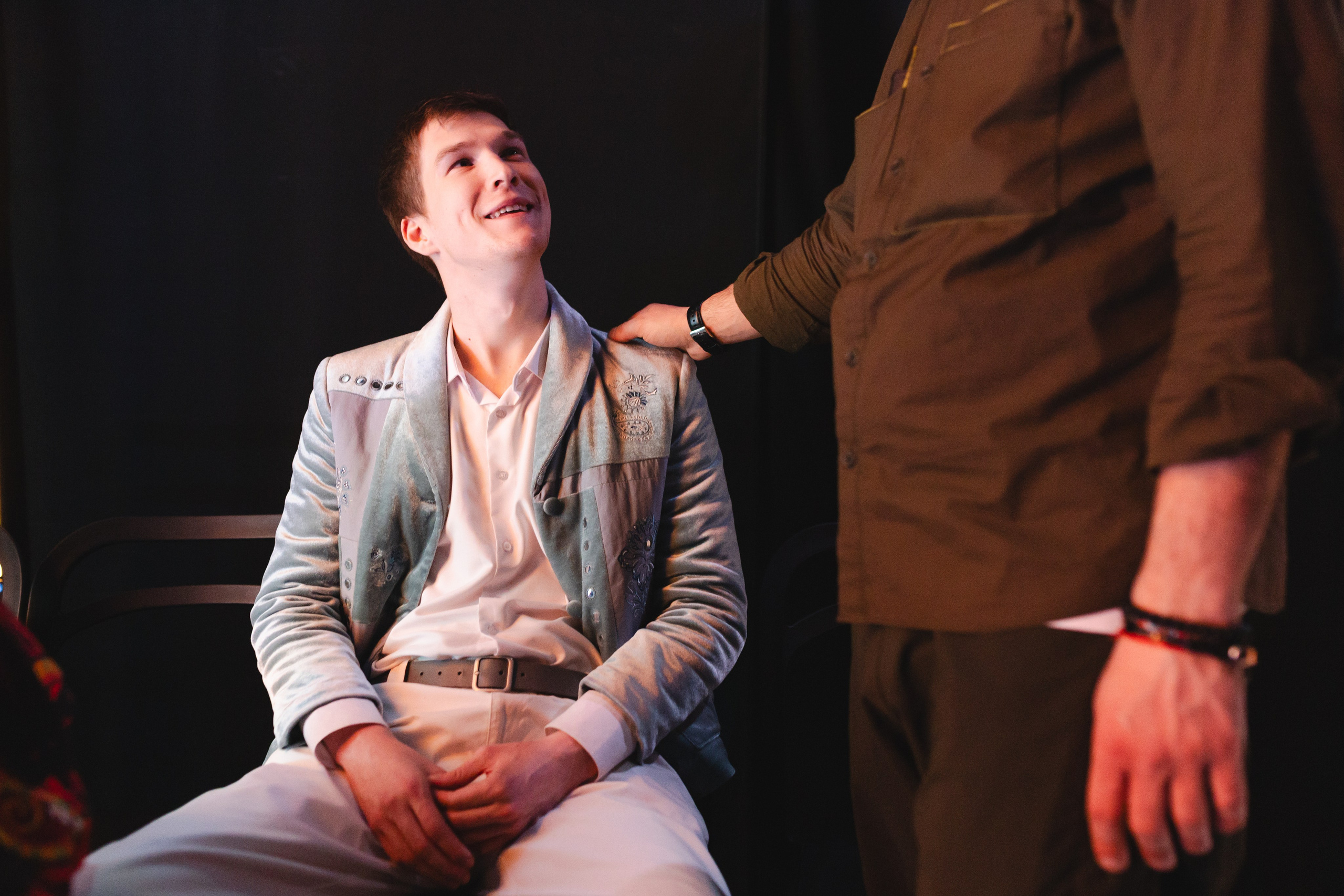 Закулисье Первой лиги КВН в Перми – бэкстэйдж фото. Репортажный фотограф в Перми Денис Голдобин