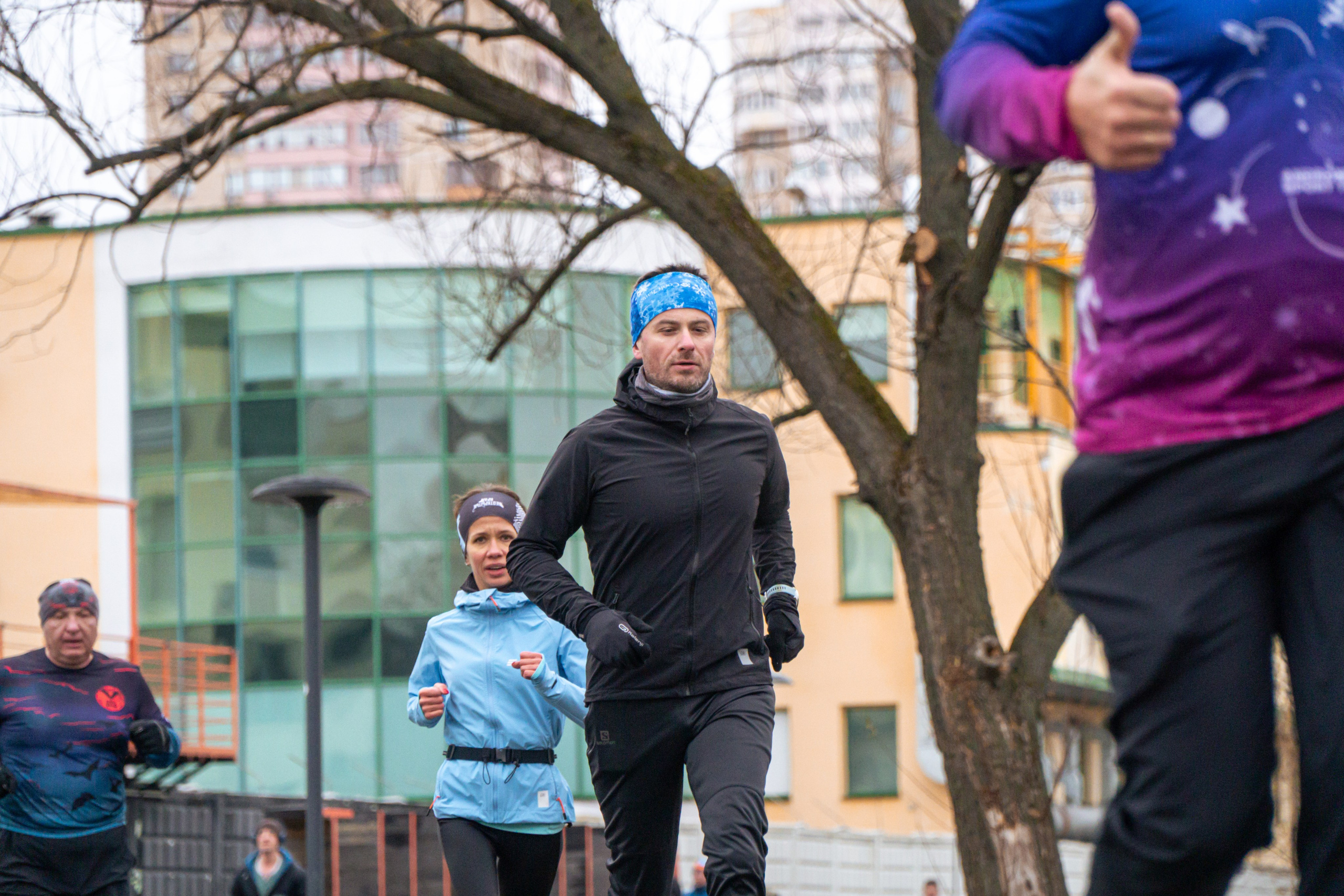5 вёрст Реутов 16.11.2024. Роман Капилюшов. Бег. Фото. Видео. г. Люберцы