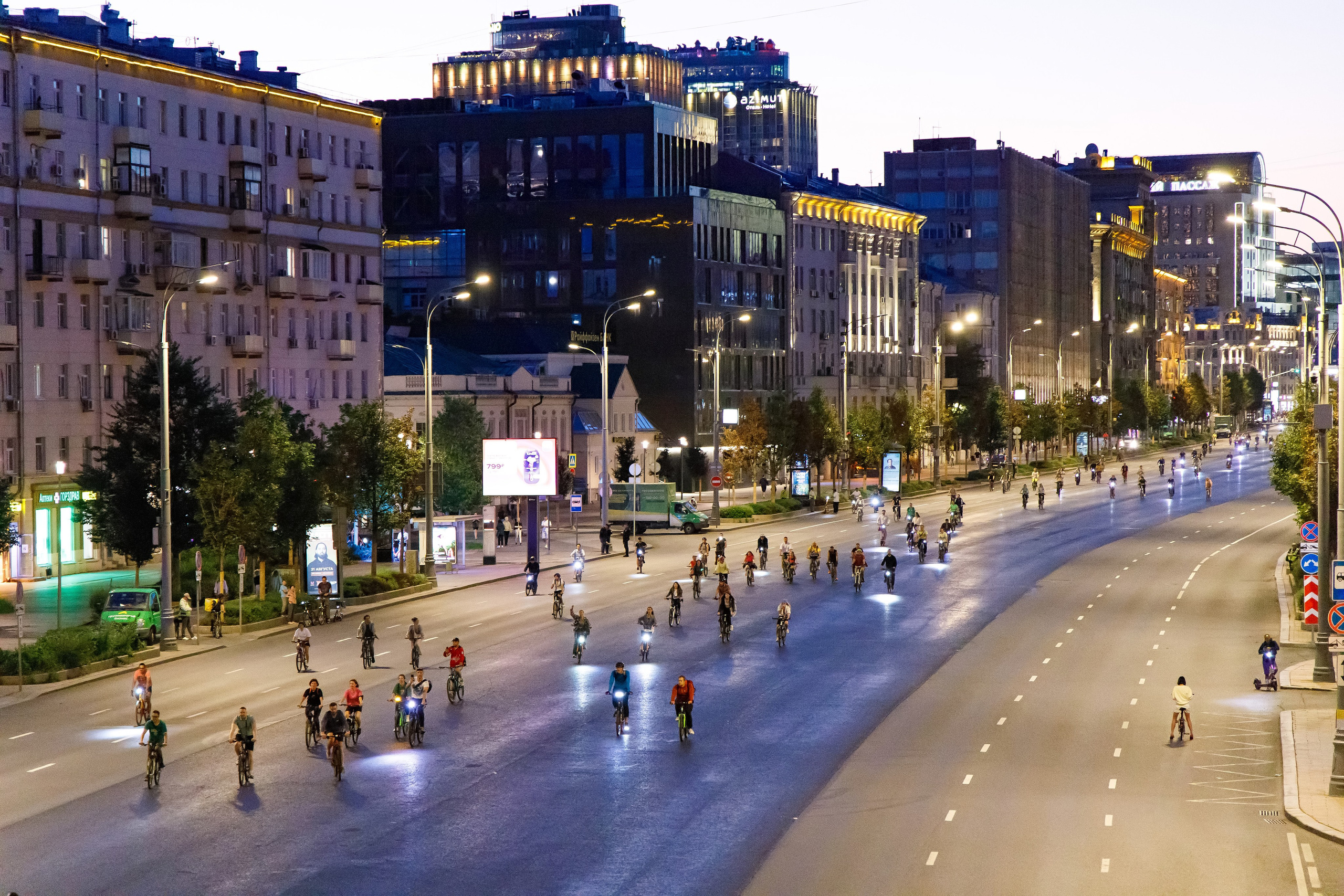 Московский ночной велофестиваль. Фотограф Сергей Склемин