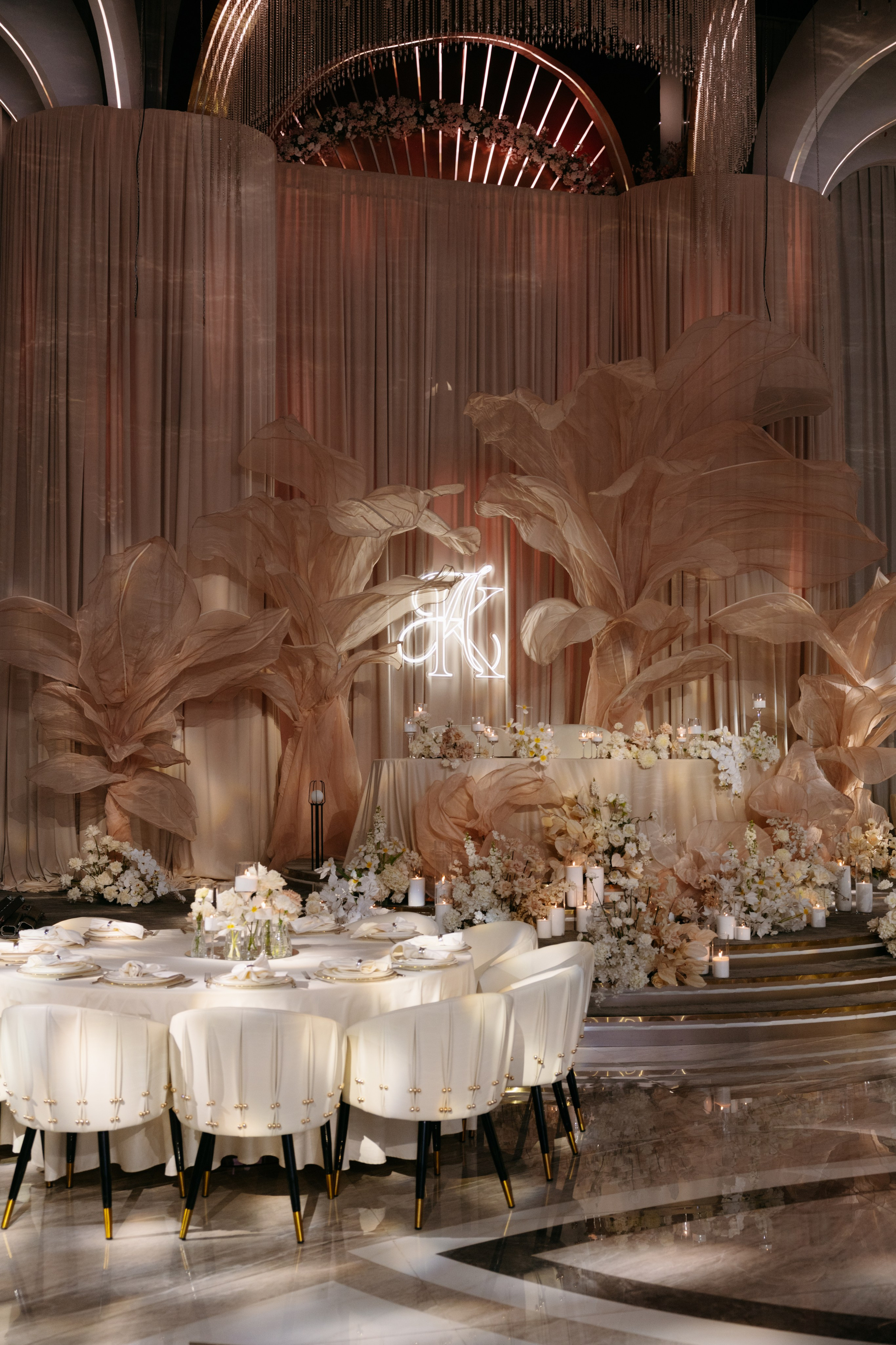 Kazbek & Asyly. Batr Kanatkali