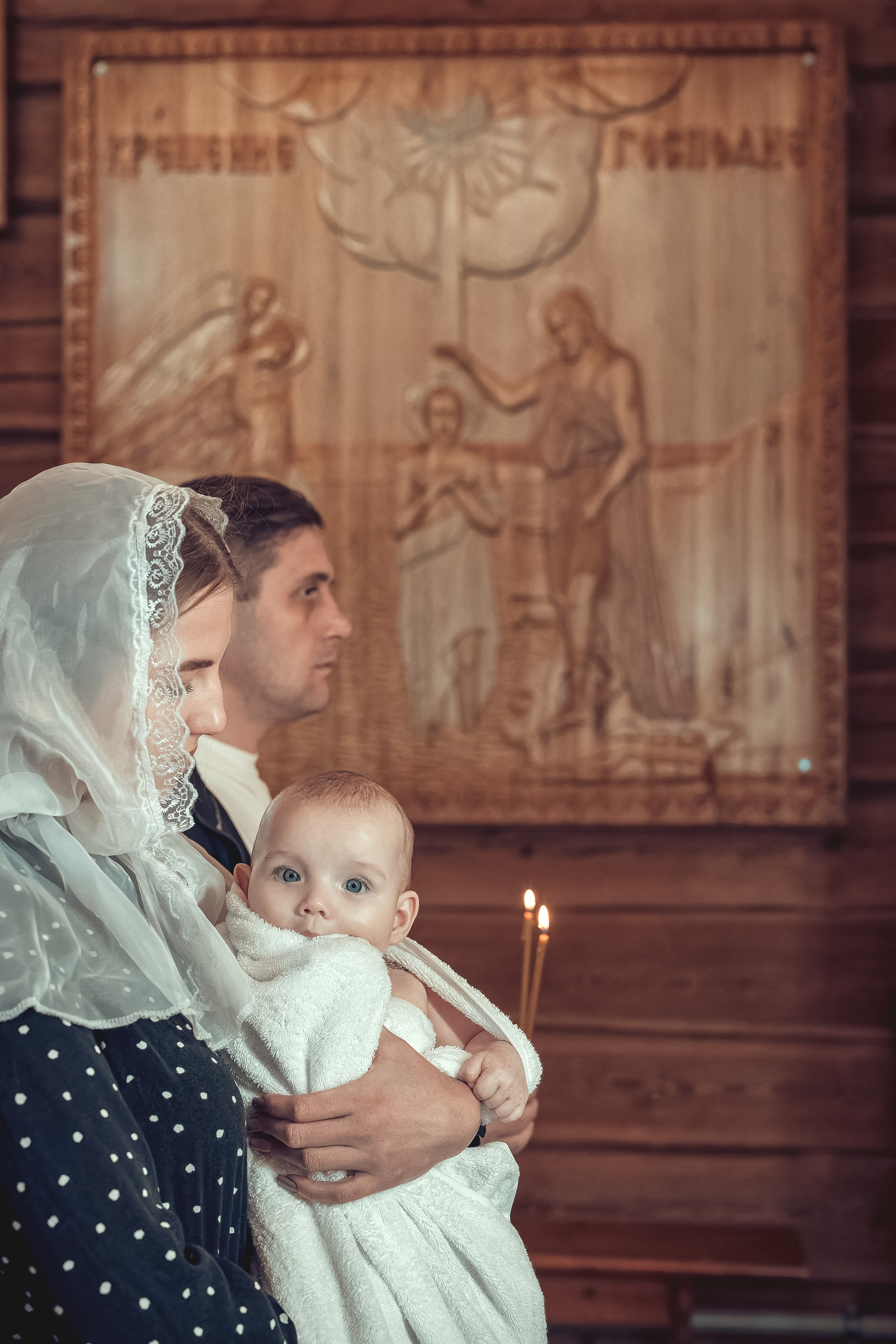 Таинства Крещения и Венчания в Старом Осколе. Фотостудия для новорожденных в Старом Осколе Гильфановых Юрия и Ольги