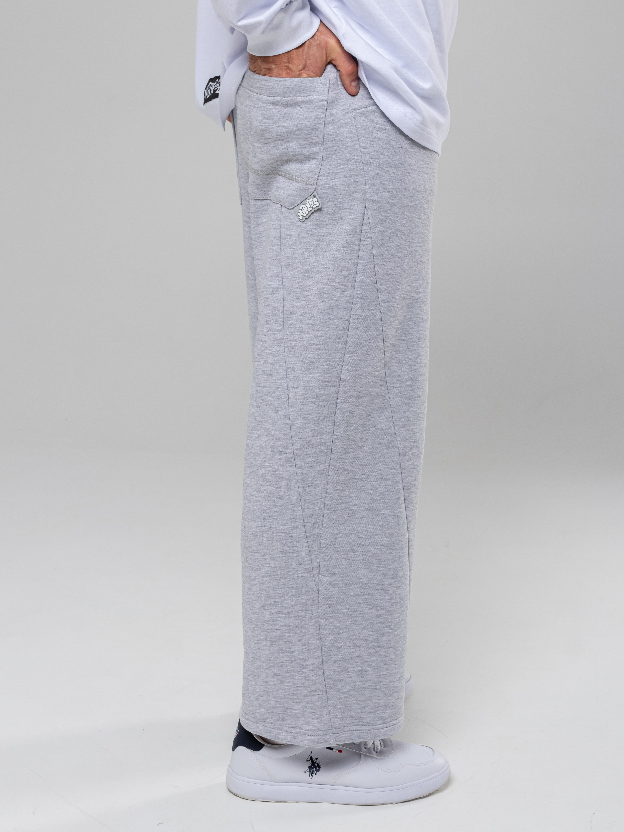 Худи и штаны. Фотограф в Краснодаре Арина Кудряшова