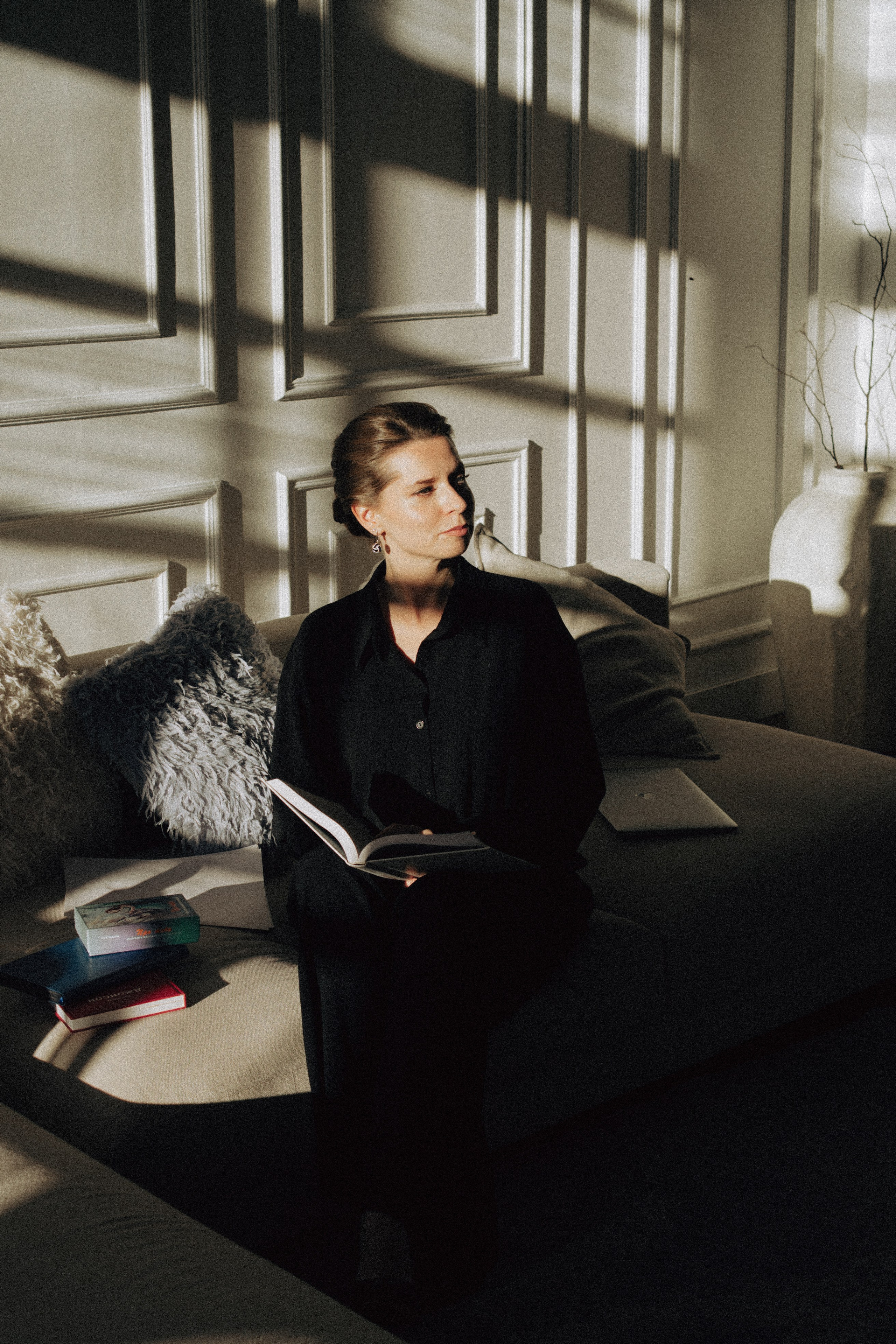 ФОТОСЕСИИЯ В СТУДИИ ДЛЯ ДЕВУШКИ ПСИХОЛОГА. Профессиональный фотограф, Санкт-Петербург — Виктория Богомолова