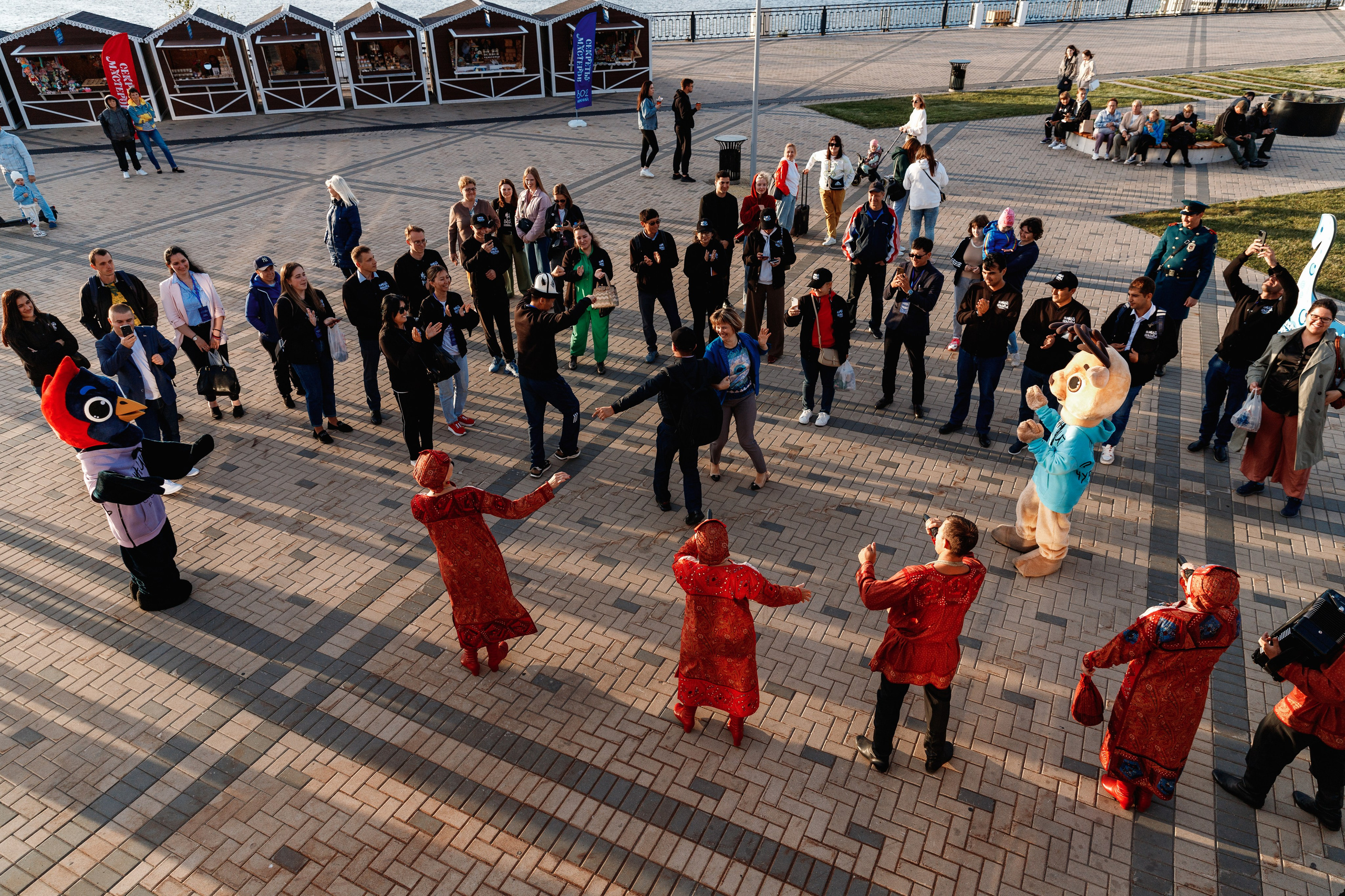 Форсайт-сессия молодых иностранных лидеров. Фотограф Захваткин Роман