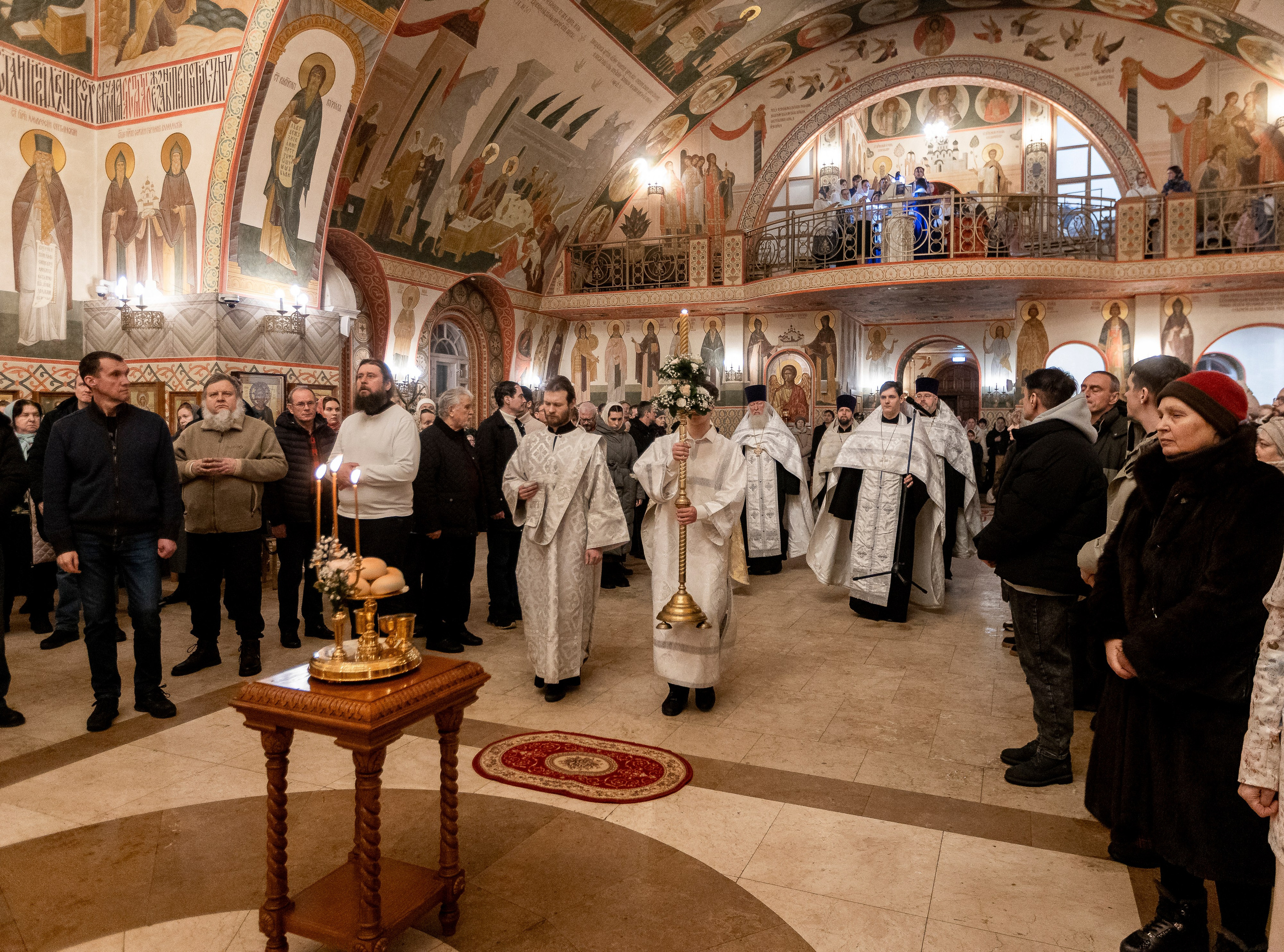 Рождество в храме Св. Вмч. Димитрия Солунского. Интерьерный фотограф в Москве Роман Потапов