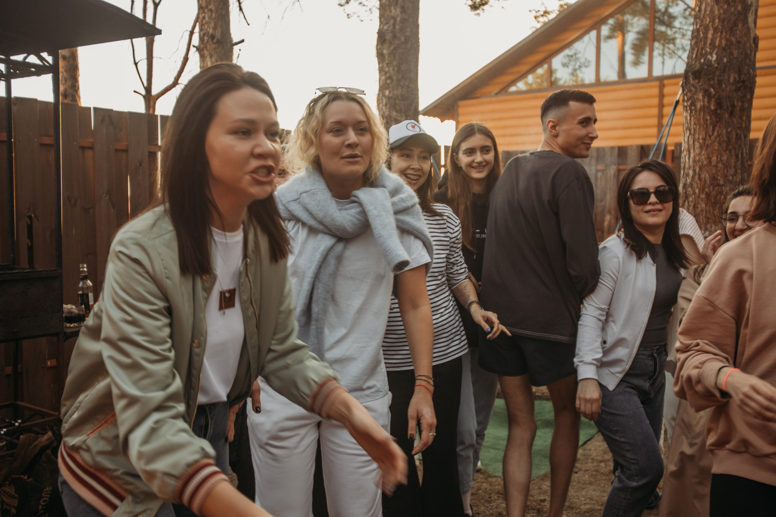 Корпоратив Muza_Arts. Венера Гайн. Репортажный фотограф  Тюмень. Обучение фотографии с 0