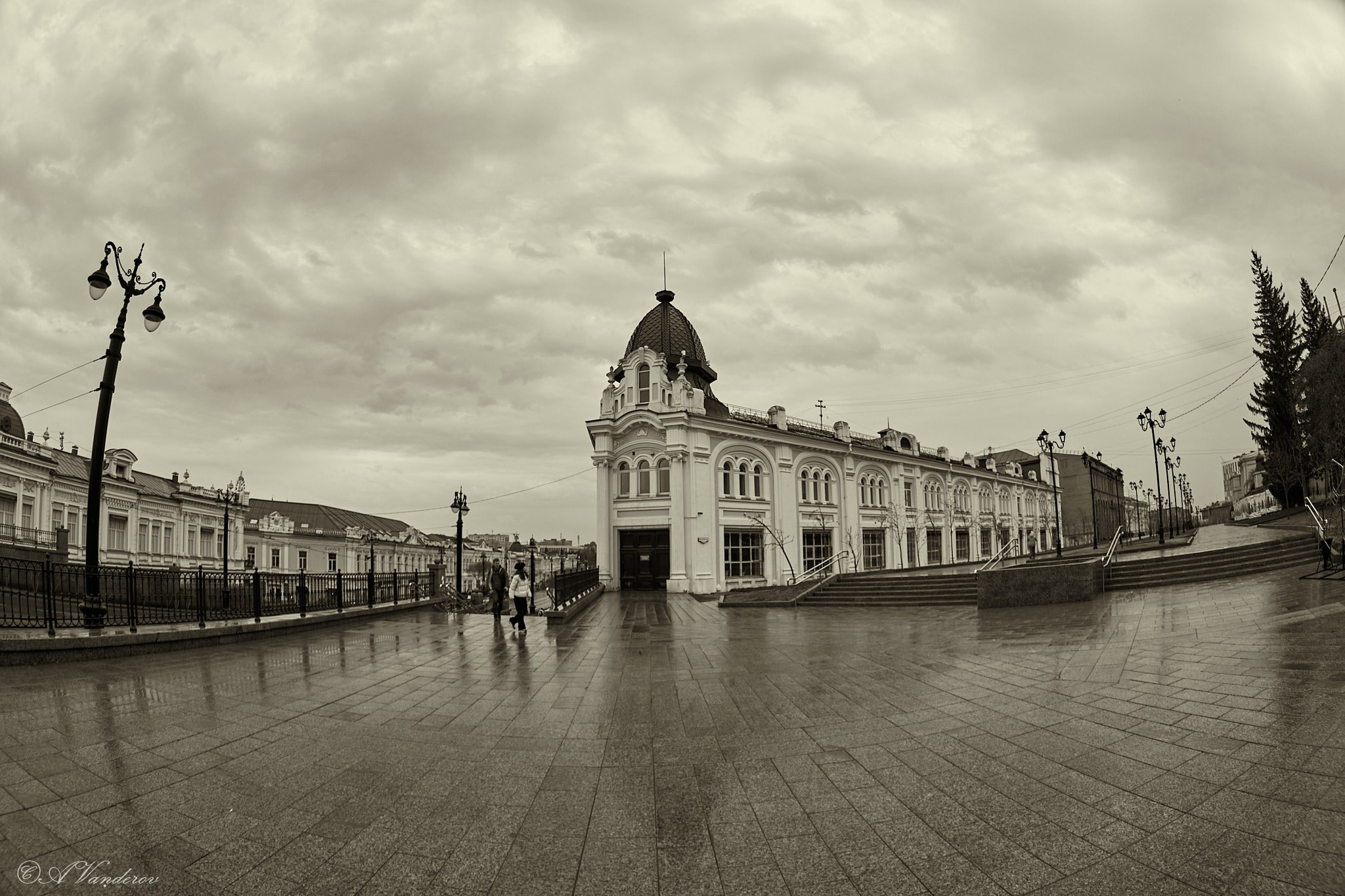 Прогулка по городу музейная. Фотограф Омск | Александр Вандеров