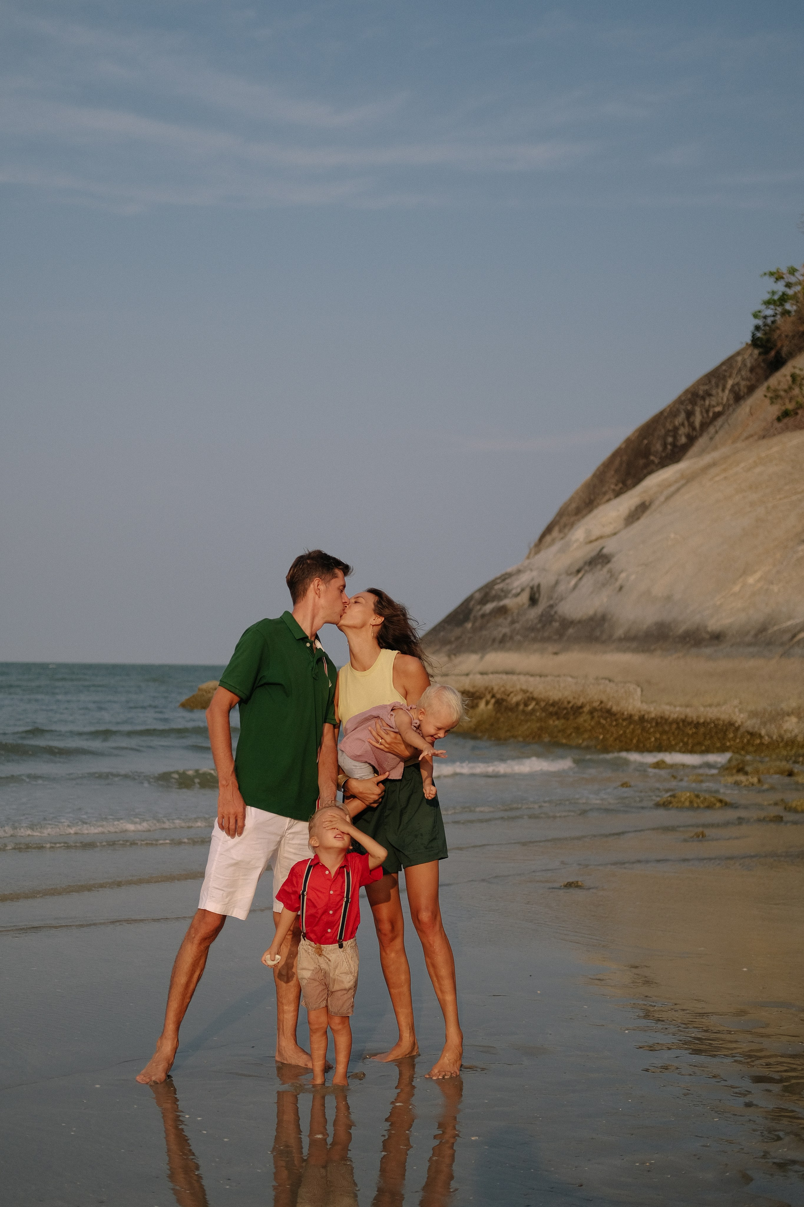 Клементина Тай. Главная