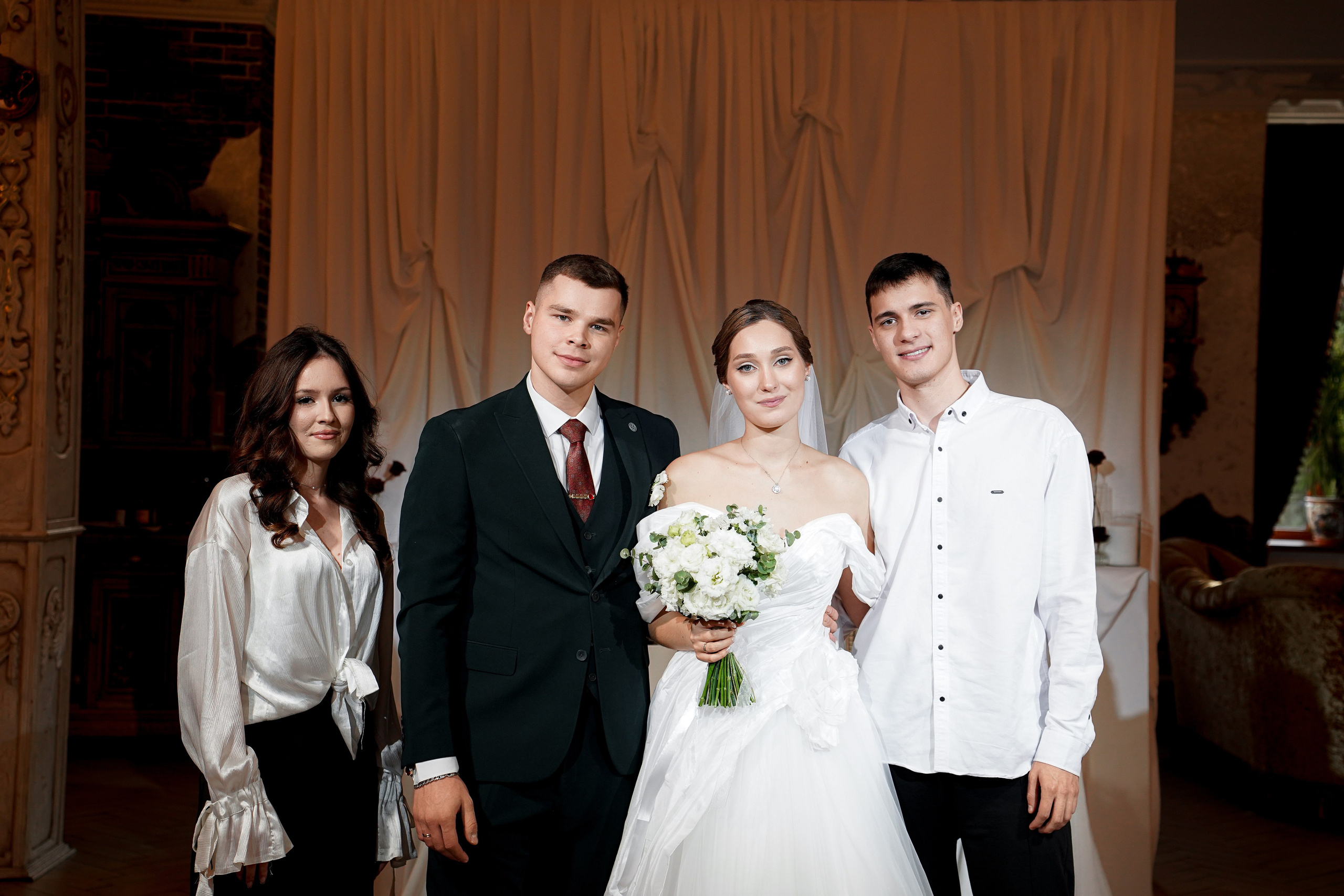 Банкет в Атаманской усадьбе. Свадебный фотограф в Ростове-на-Дону. Таинство Крещения и Венчания, семейные фотосессии. Алёна Чёботова