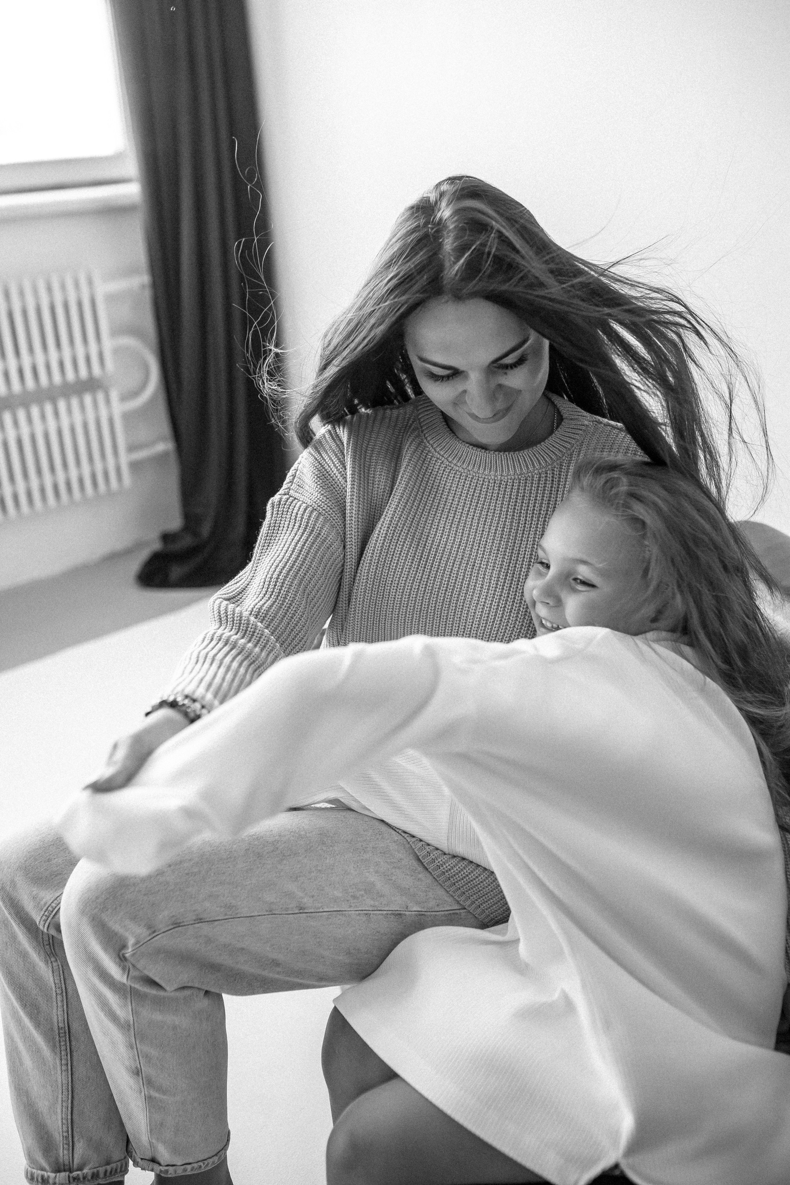 Есения и мама. Семейный фотограф Губкин/Старый Оскол