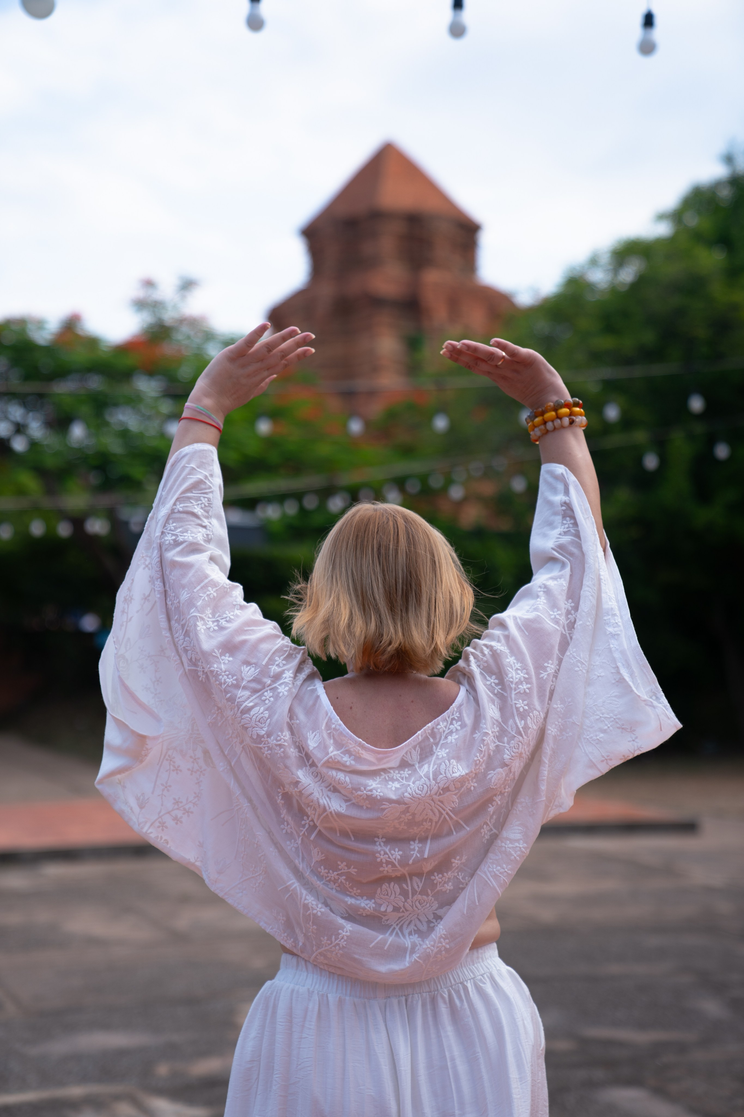 Анна. Чамские Башни в Муйне. Фотограф в Муйне и Фанхьете — Фотосессии для туристов, пар и семей
