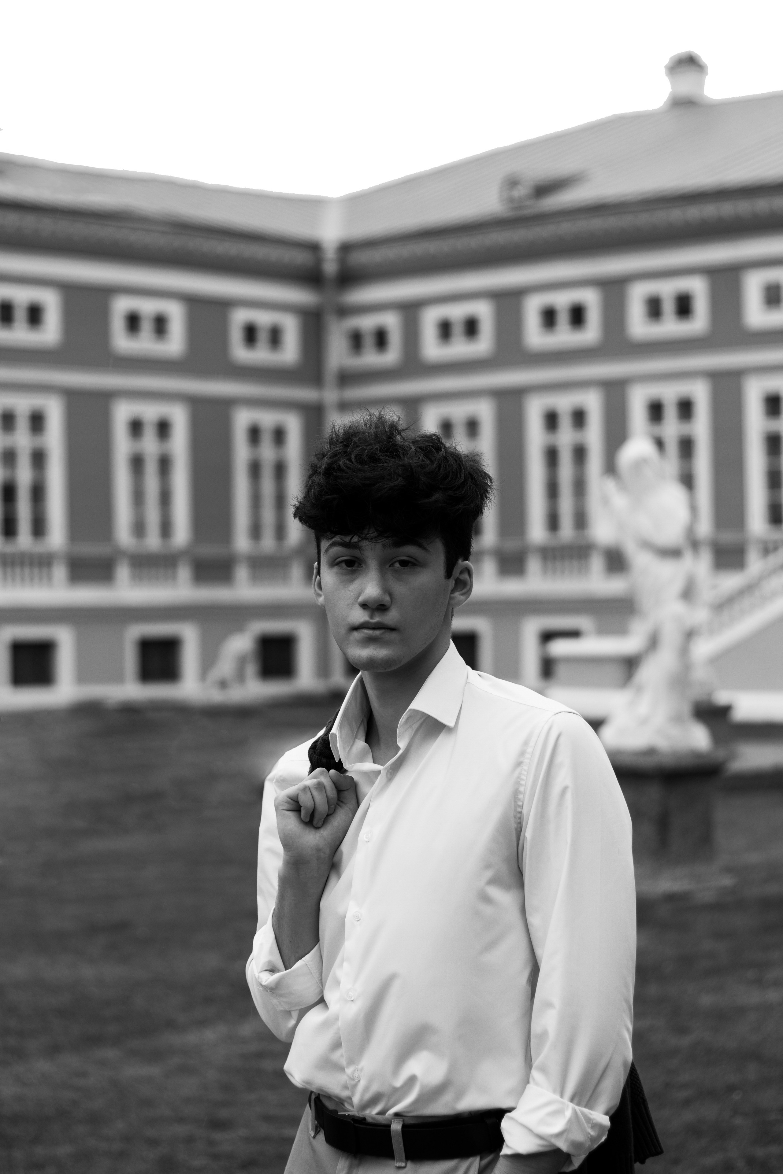 Уличная съемка — Рауф. Портретный фотограф в Орле. Готовые фото за 3 дня! Помощь в позировании. Советы по организации