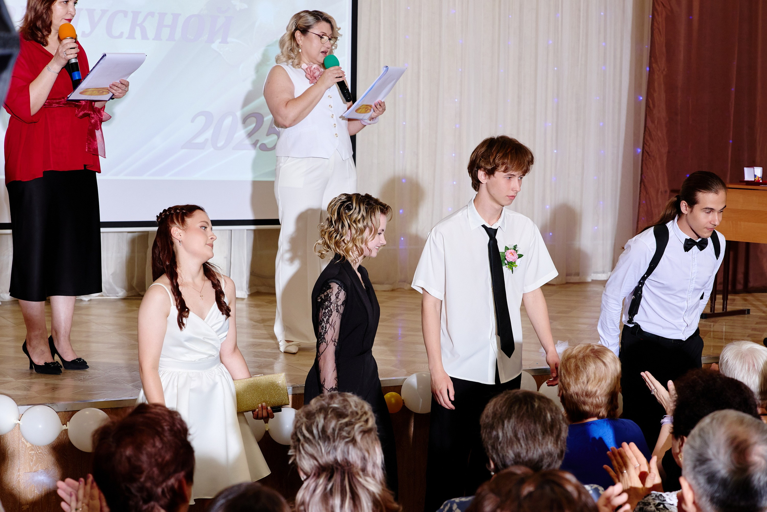 Выпускной 35 Сош. Фотограф Выпускные альбомы Таганрог Сергей Коробченко